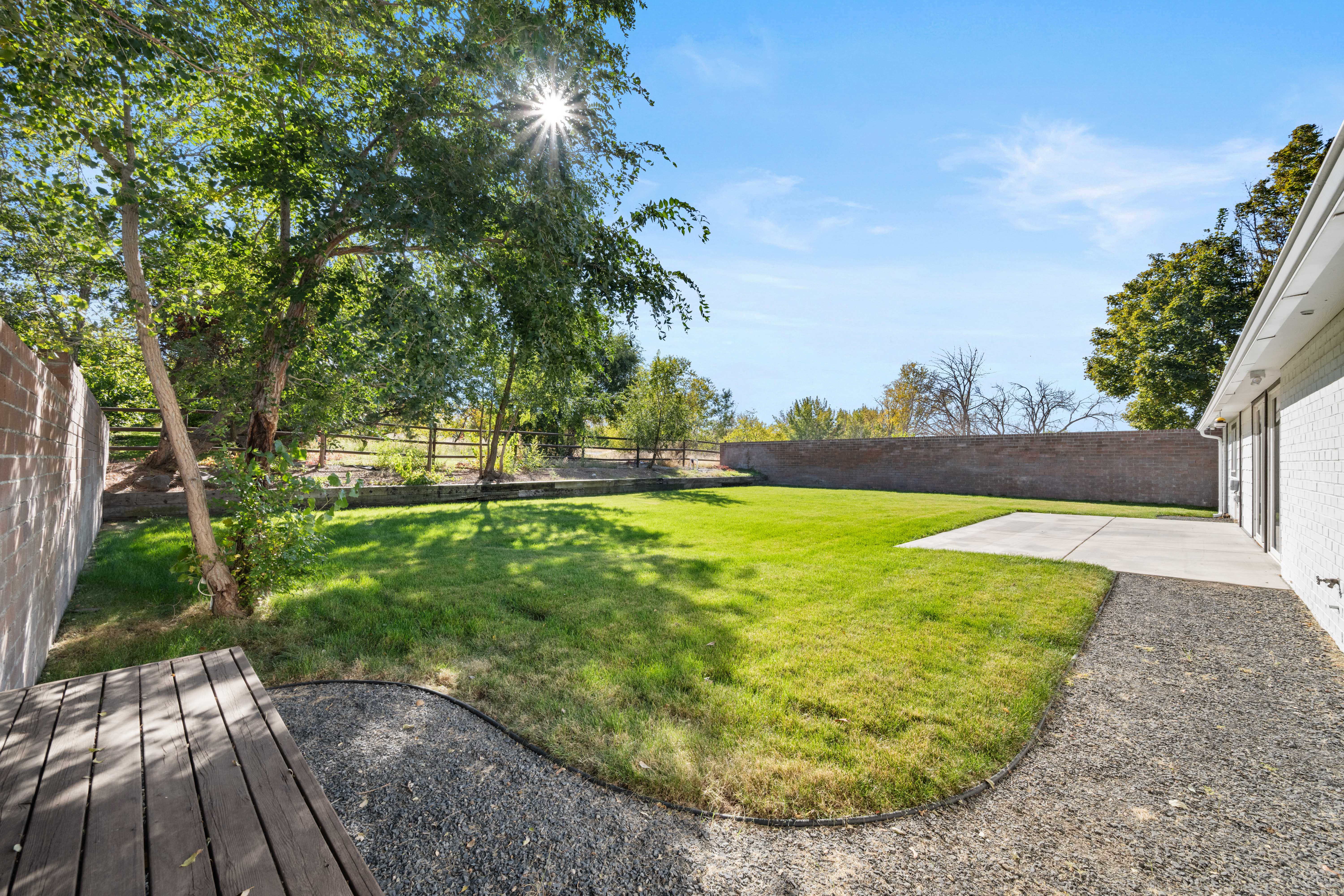  7.14 Acres With Room To Make It Your Own - 物件實景
