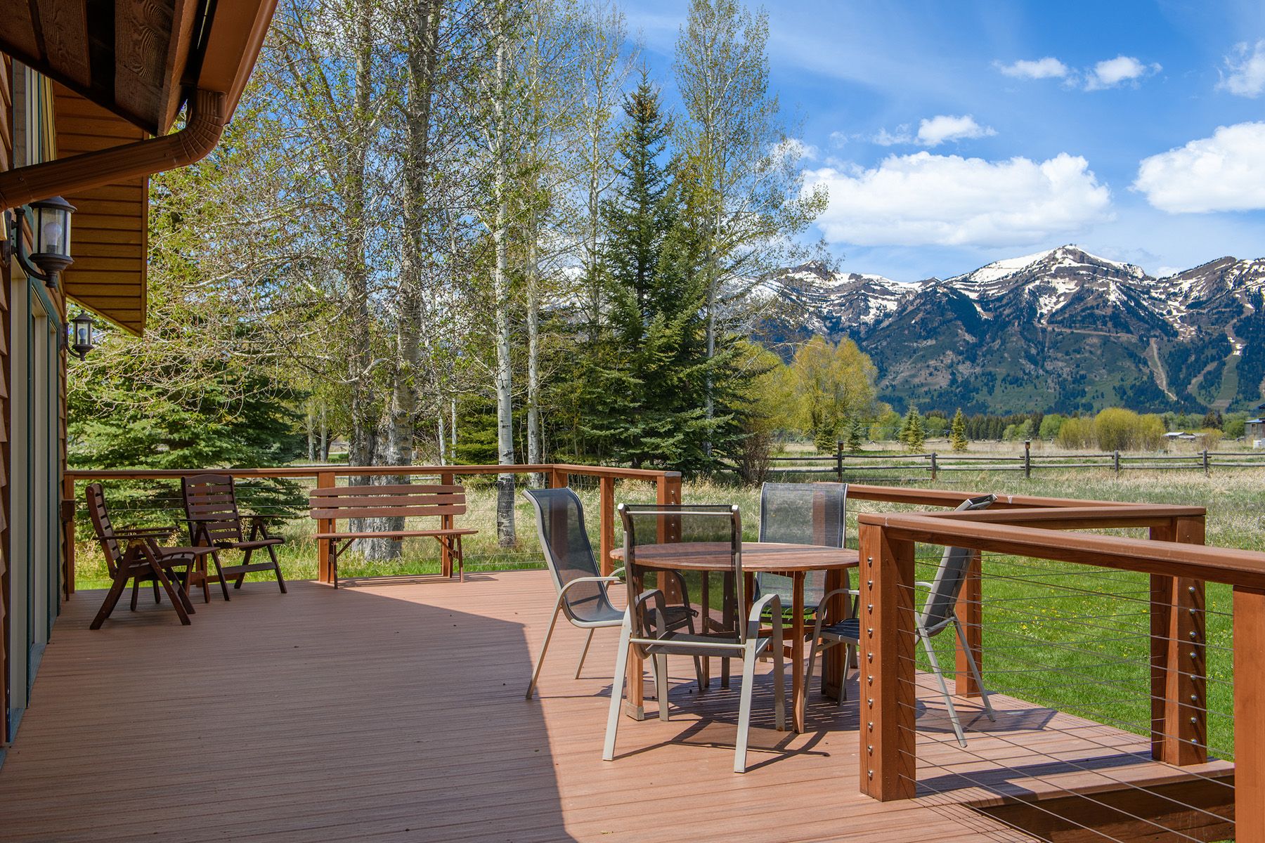  In the Shadow of the Tetons - 物件實景