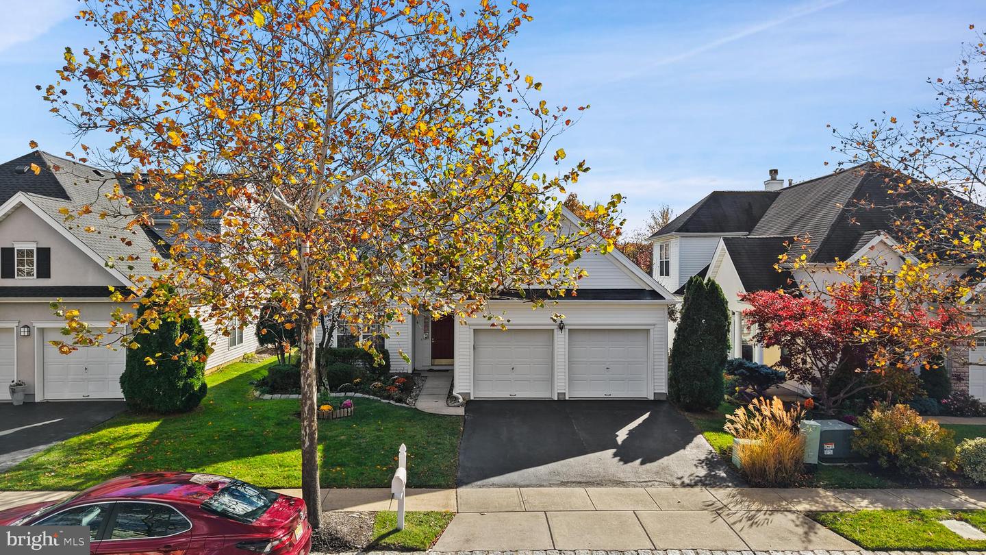 Princeton Junction, New Jersey, 08550, United States, 2 Bedrooms Bedrooms, ,2 BathroomsBathrooms,Residential,For Sale,1989105