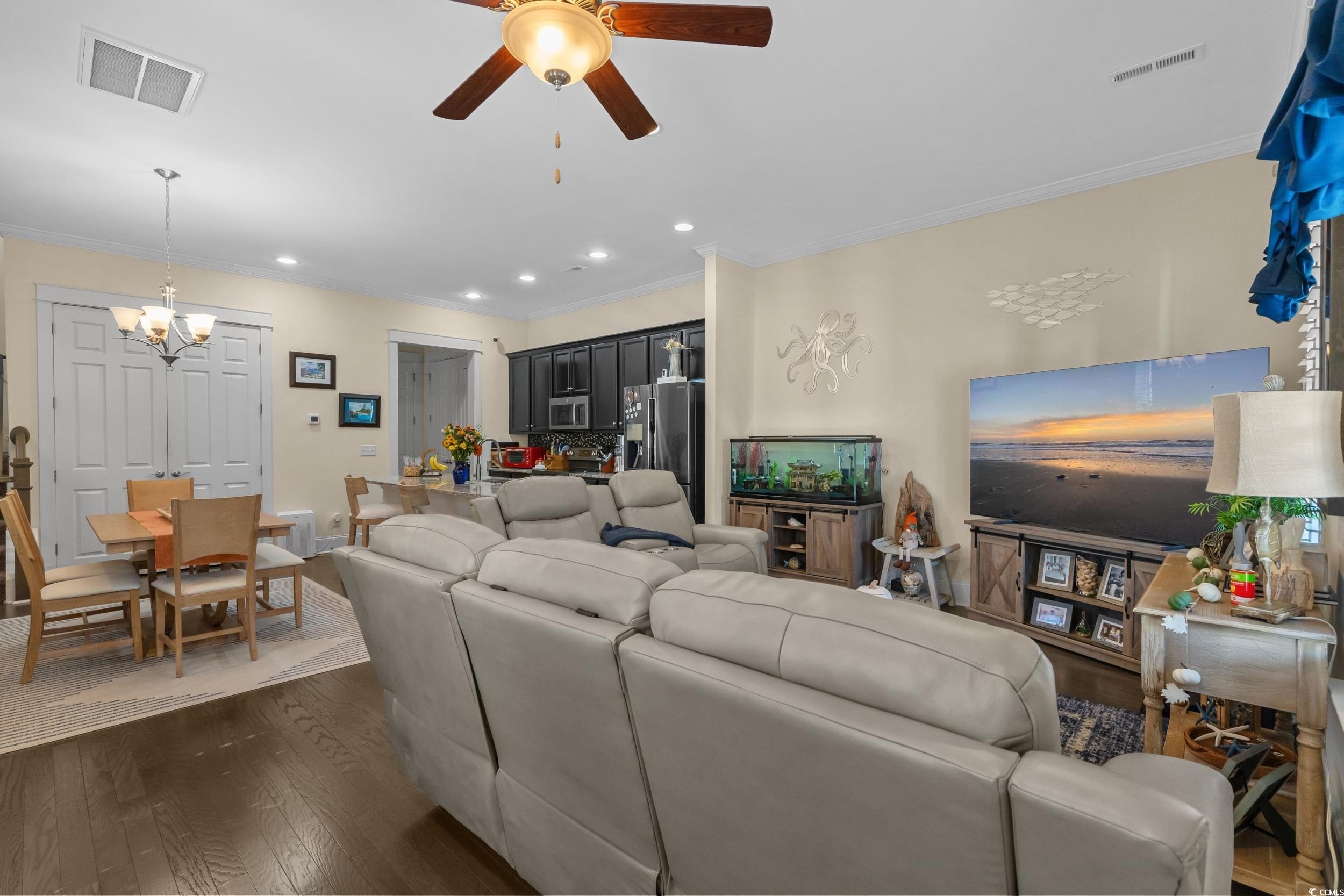 Myrtle Beach, South Carolina, 29577, United States, 3 Bedrooms Bedrooms, ,3 BathroomsBathrooms,Residential,For Sale,1989861