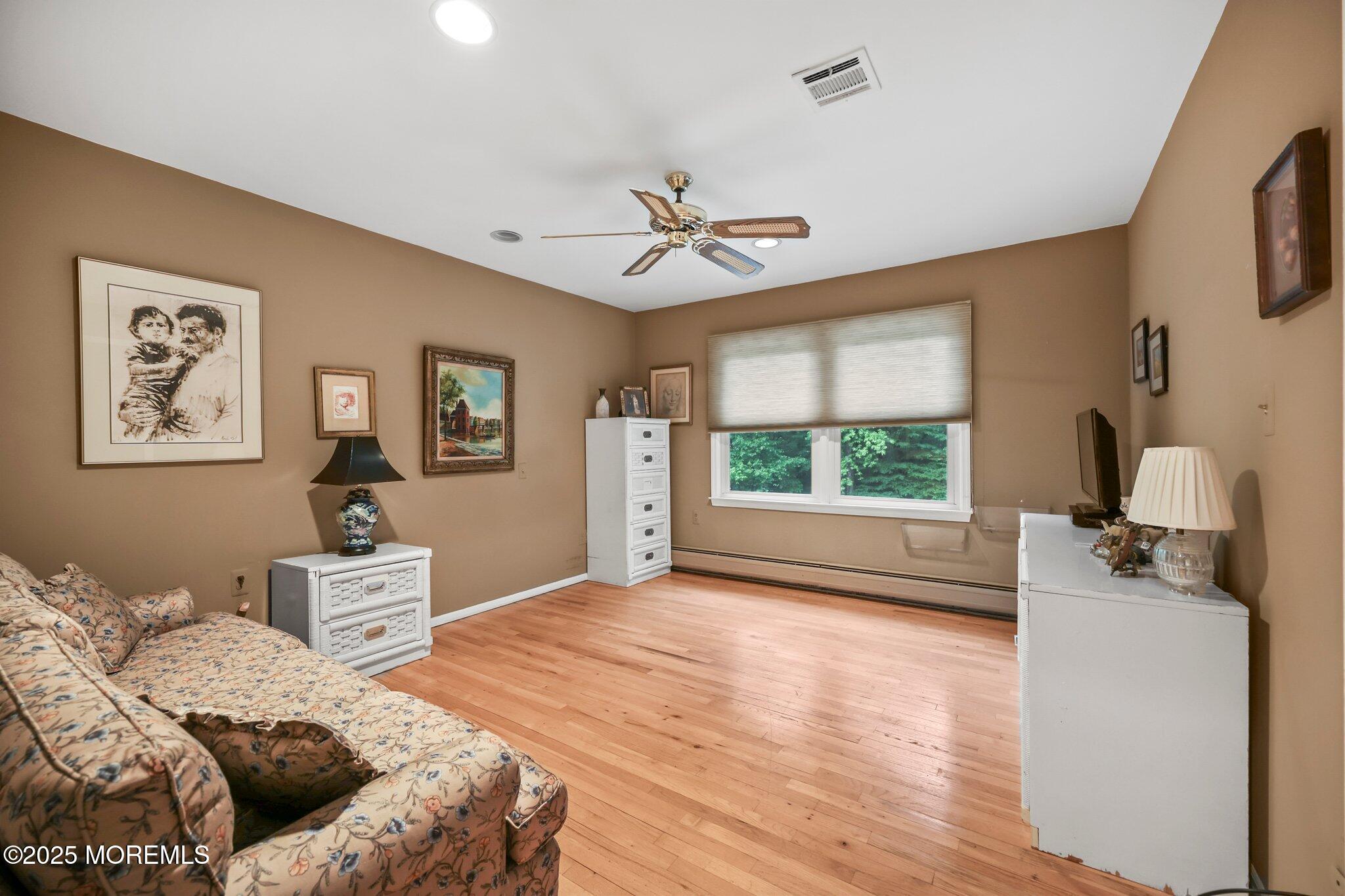 Morganville, New Jersey, 07751, United States, 6 Bedrooms Bedrooms, ,6 BathroomsBathrooms,Residential,For Sale,1823484