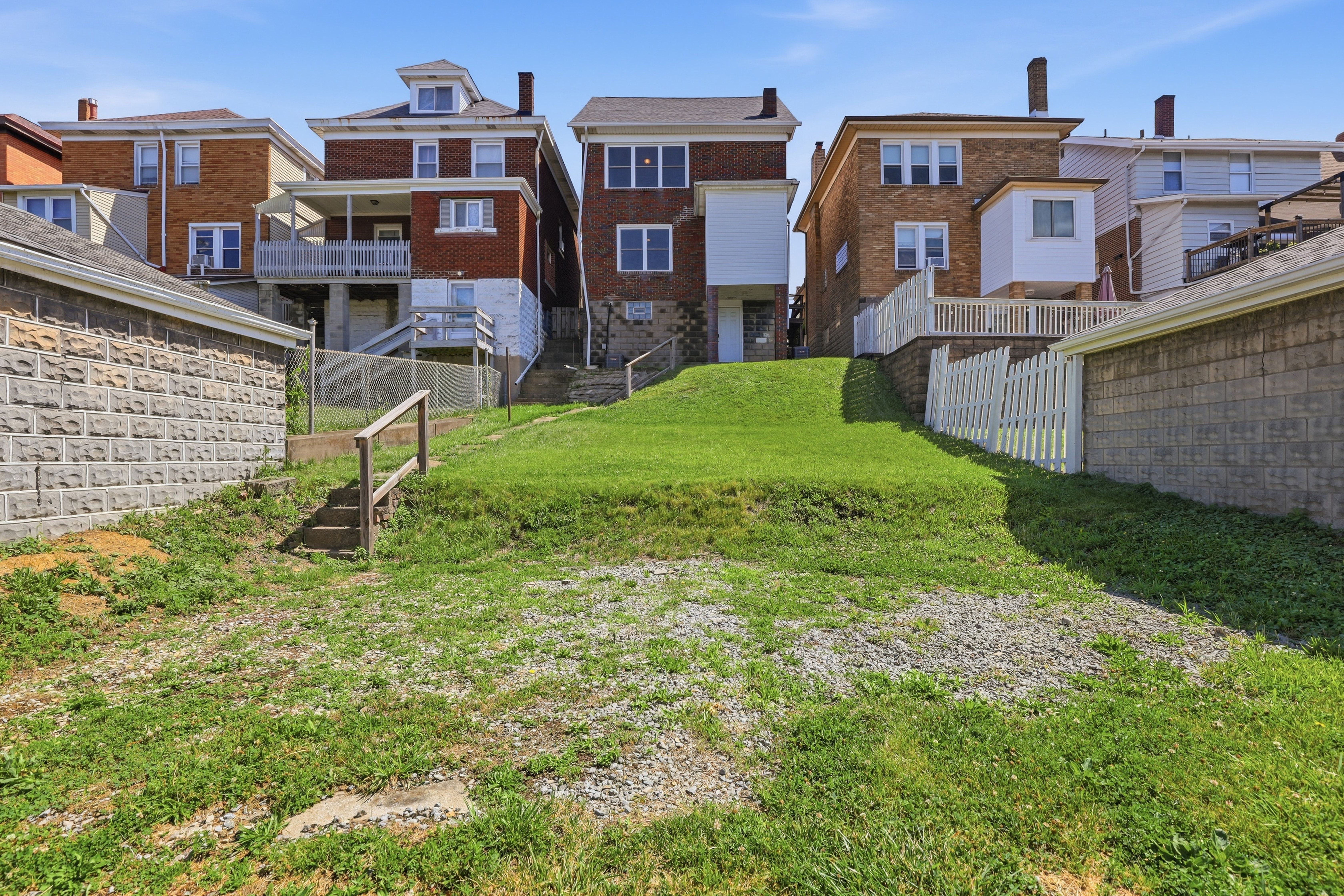  820 Fordham Avenue, Pittsburgh, PA 15226 - 物件實景