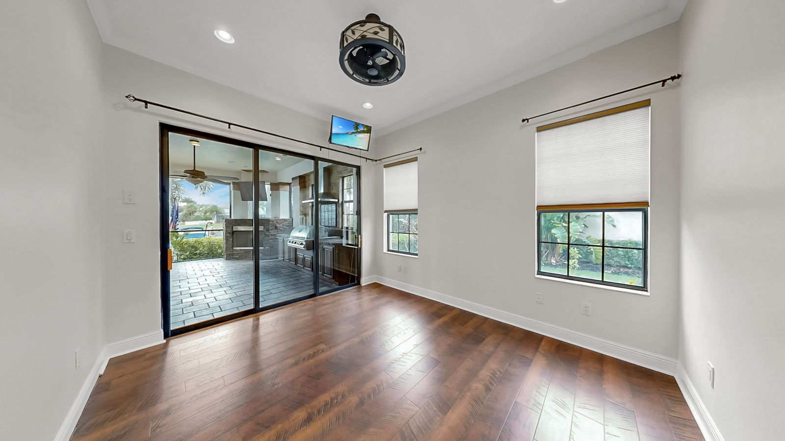 Apollo Beach, Florida, 33572, United States, 4 Bedrooms Bedrooms, ,5 BathroomsBathrooms,Residential,For Sale,1983999