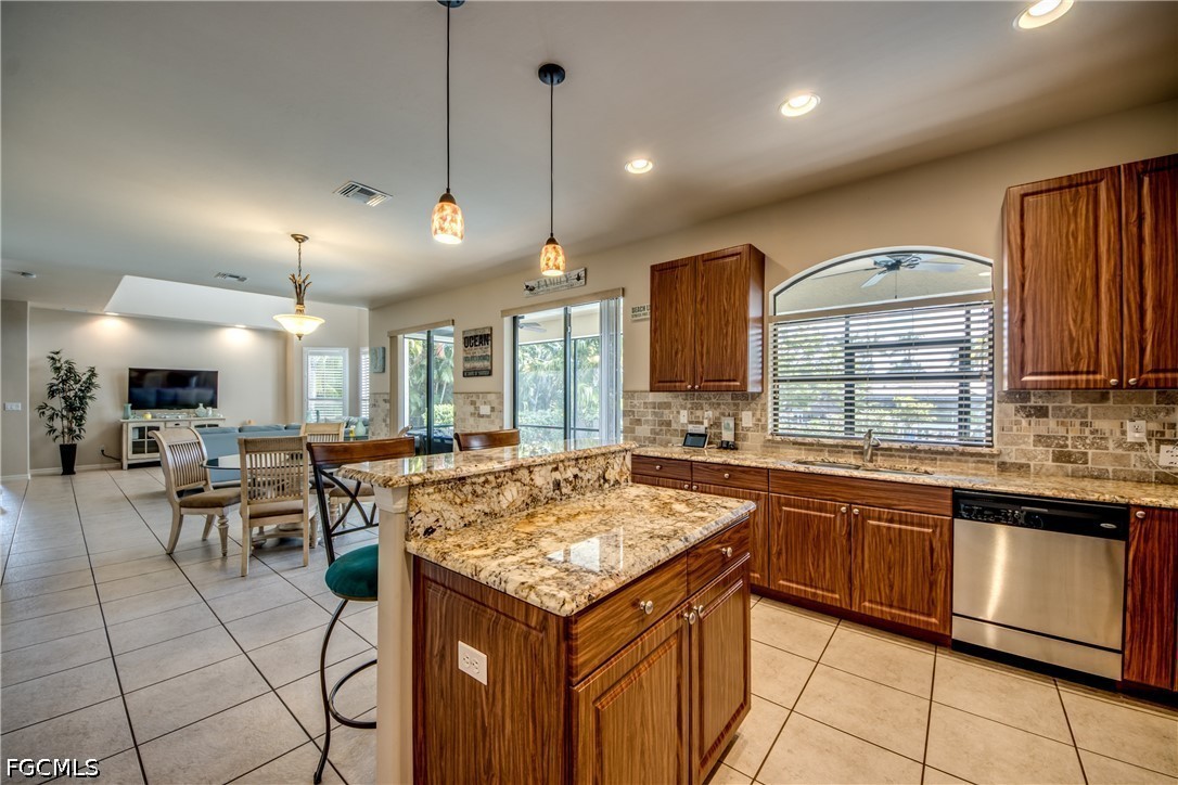 Cape Coral, Florida, 33904, United States, 6 Bedrooms Bedrooms, ,4 BathroomsBathrooms,Residential,For Sale,2006453