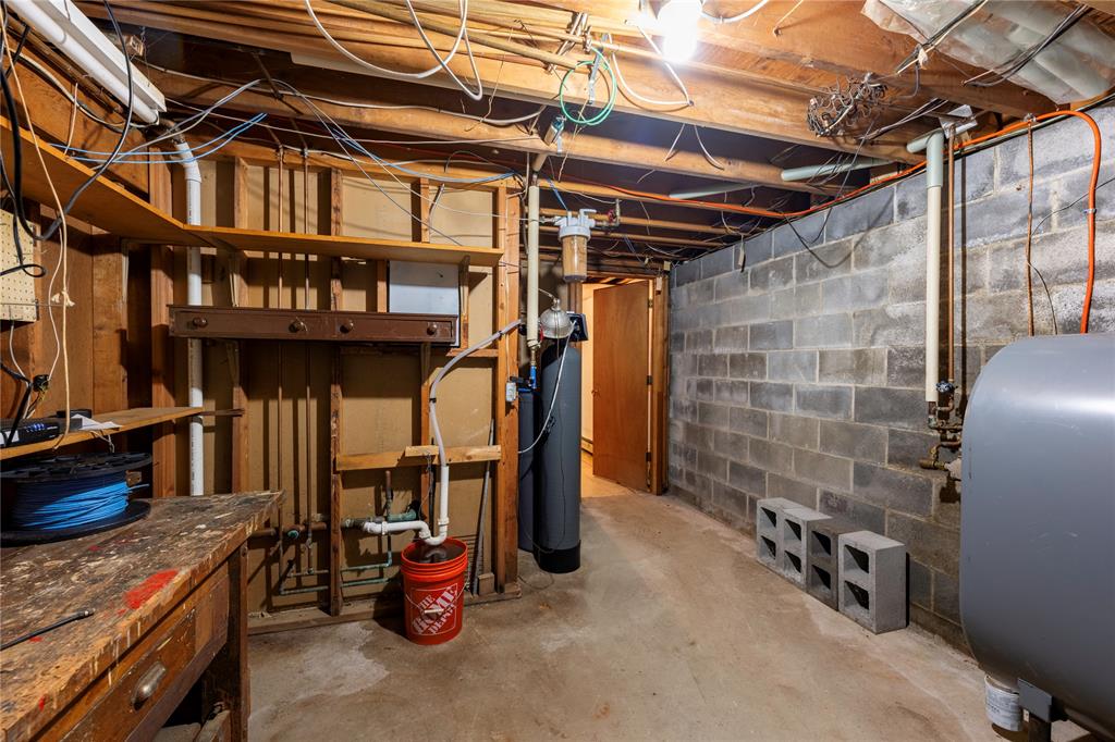 Hopewell Jct, New York, 12533, United States, 4 Bedrooms Bedrooms, ,4 BathroomsBathrooms,Residential,For Sale,1916399