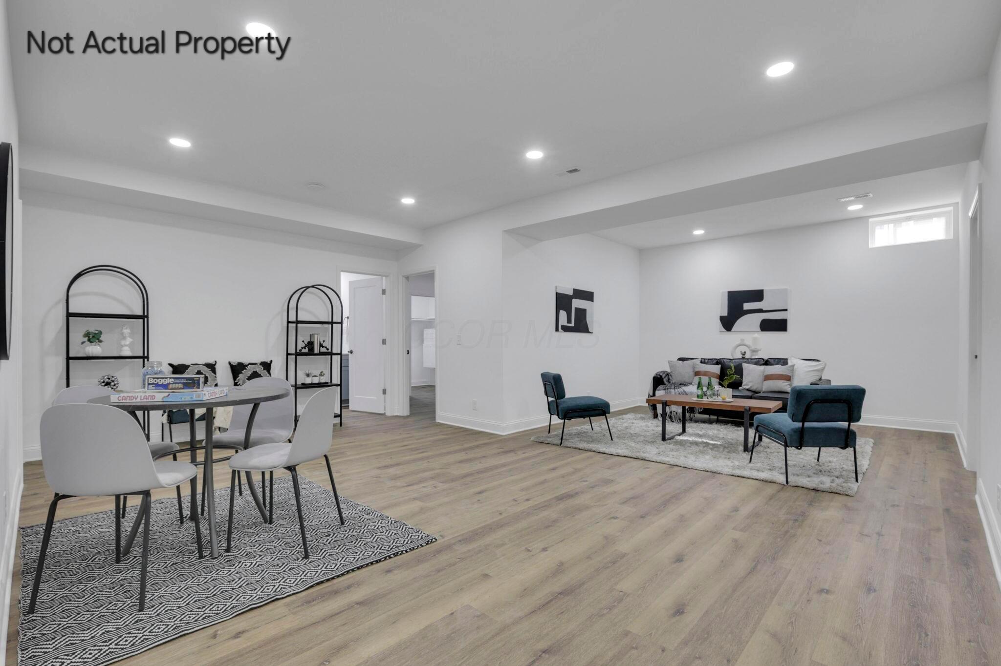 Grove City, Ohio, 43123, United States, 5 Bedrooms Bedrooms, ,4 BathroomsBathrooms,Residential,For Sale,1976085