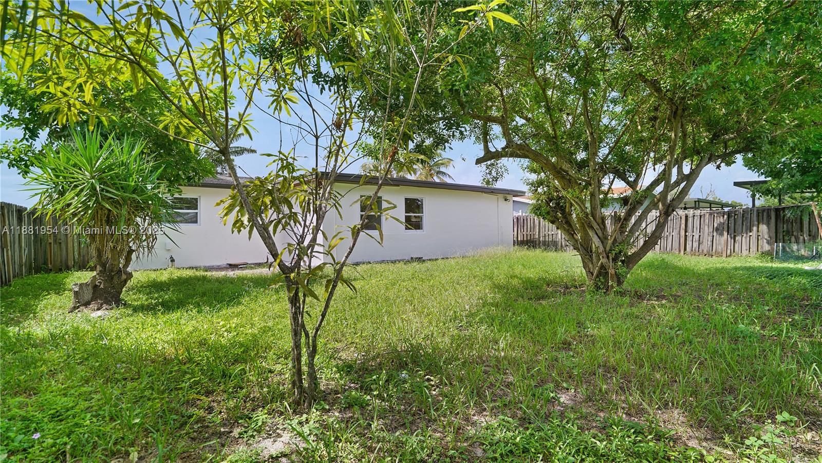 Sunrise, Florida, 33322, United States, 3 Bedrooms Bedrooms, ,2 BathroomsBathrooms,Residential,For Sale,1950754