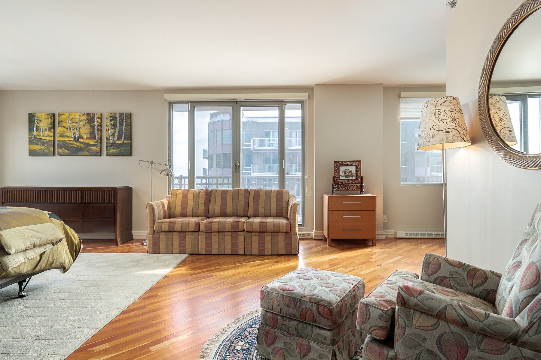  Luxurious Expansive Condo - 物件實景