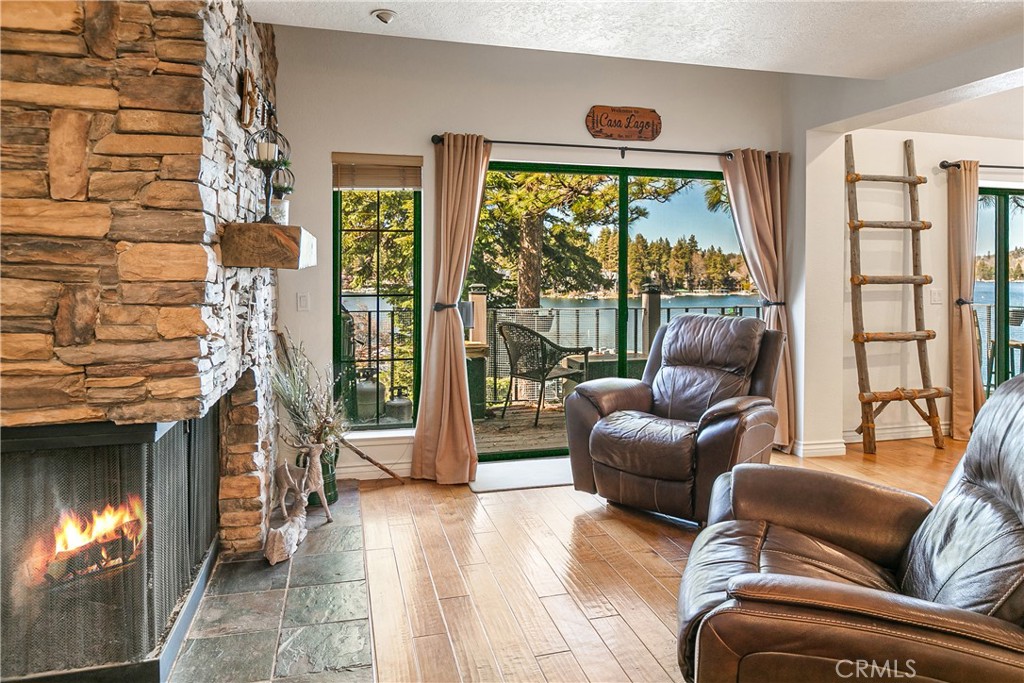 Lake Arrowhead, California, 92352, United States, 3 Bedrooms Bedrooms, ,3 BathroomsBathrooms,Residential,For Sale,1950865