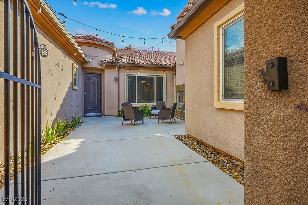 Henderson, Nevada, 89044, United States, 5 Bedrooms Bedrooms, ,5 BathroomsBathrooms,Residential,For Sale,2003253