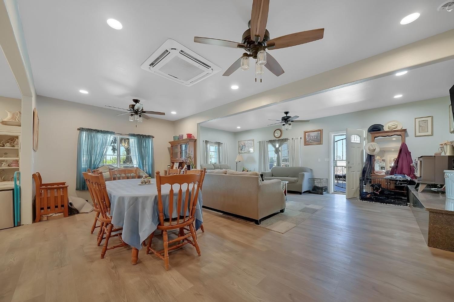 Burson, California, 95225, United States, 2 Bedrooms Bedrooms, ,2 BathroomsBathrooms,Residential,For Sale,1976966