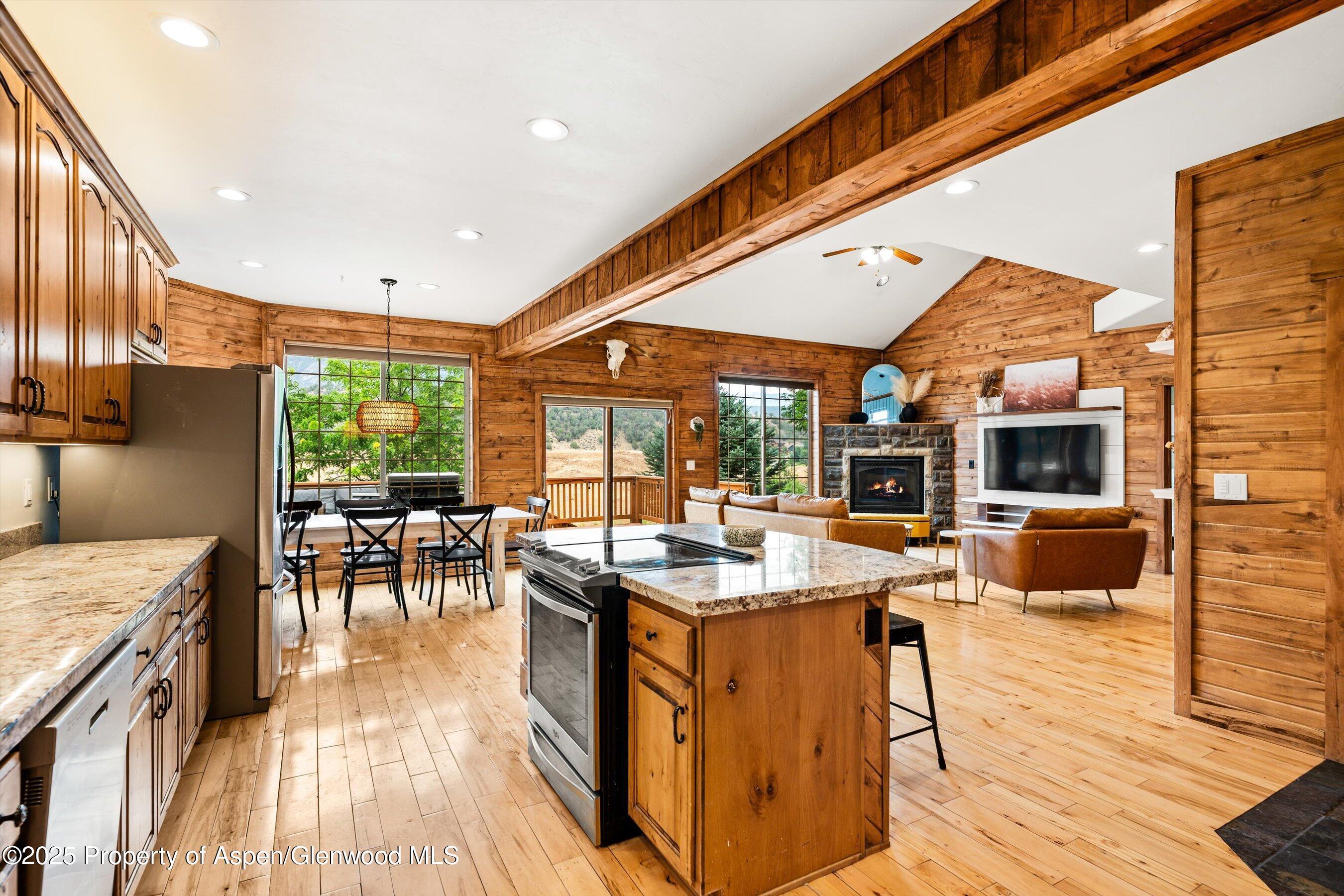 New Castle, Colorado, 81647, United States, 5 Bedrooms Bedrooms, ,4 BathroomsBathrooms,Residential,For Sale,1906868