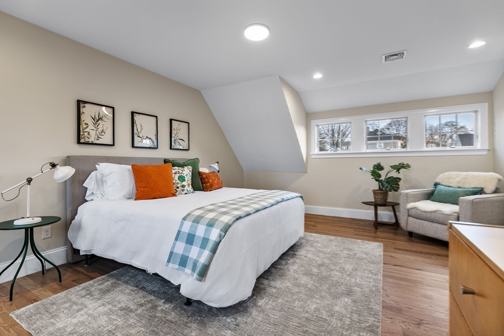 Braintree, Massachusetts, 02184, United States, 4 Bedrooms Bedrooms, ,3 BathroomsBathrooms,Residential,For Sale,2001189