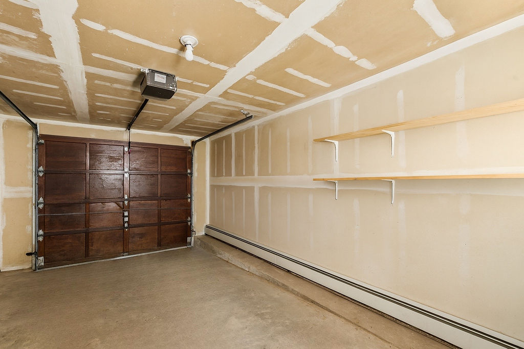 Floral Park, New York, 11001, United States, 3 Bedrooms Bedrooms, ,3 BathroomsBathrooms,Residential,For Sale,1928603