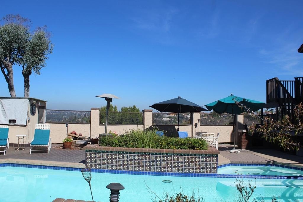 Bonita, California, 91902, United States, 4 Bedrooms Bedrooms, ,3 BathroomsBathrooms,Residential,For Sale,1942221