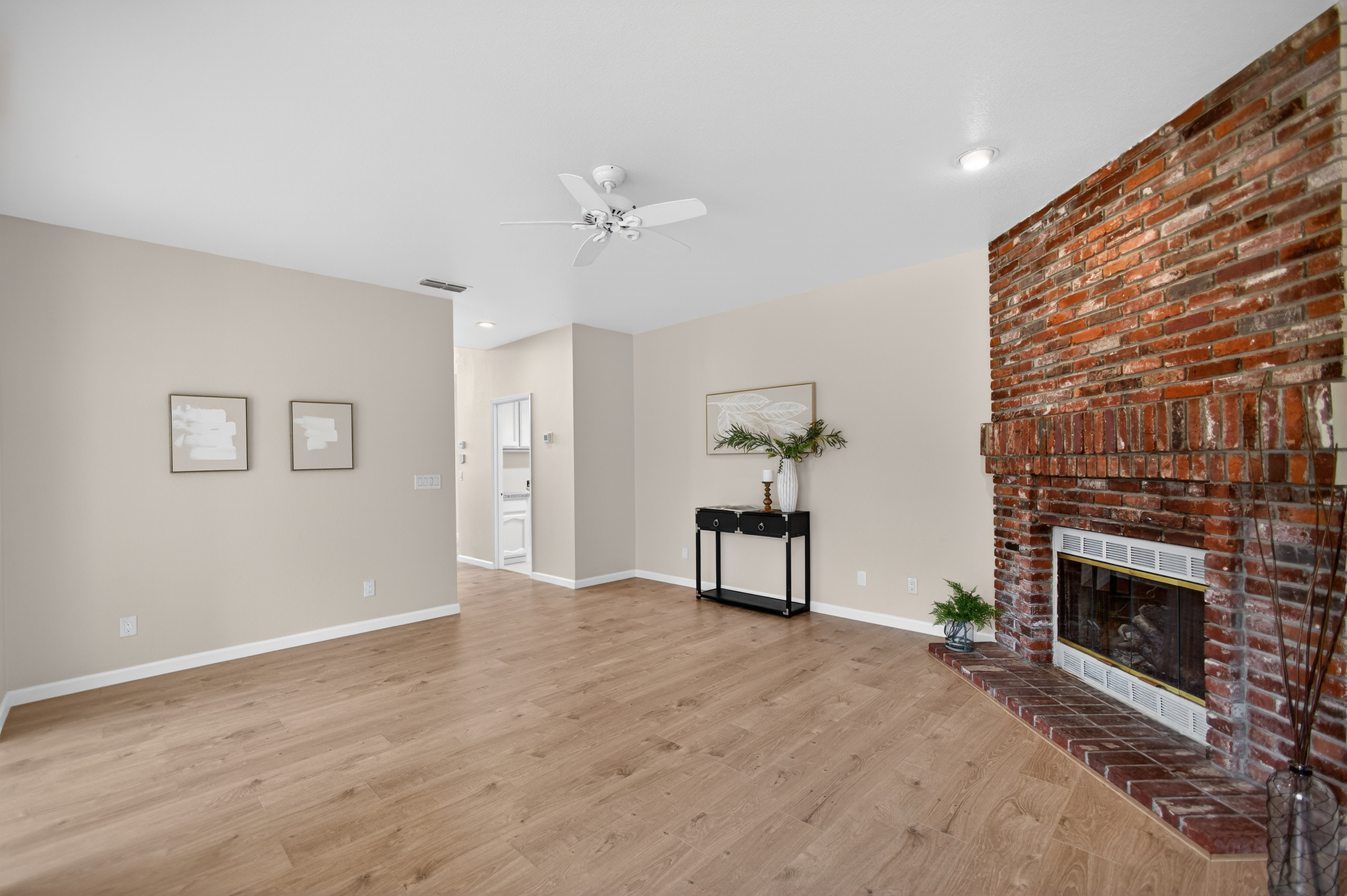  8174 Finmere Way, Sacramento, CA 95829 - 物件實景