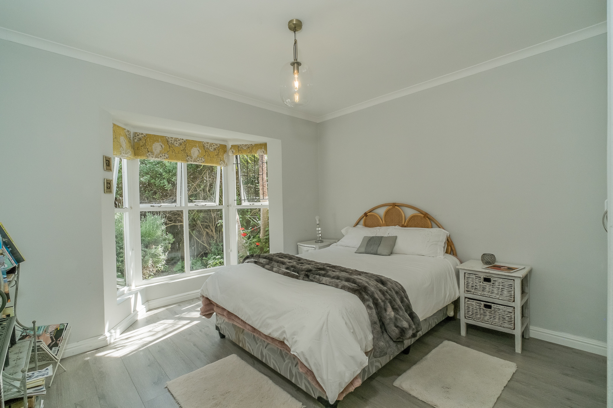  COASTAL LIVING IN THE HEART OF IMHOFF