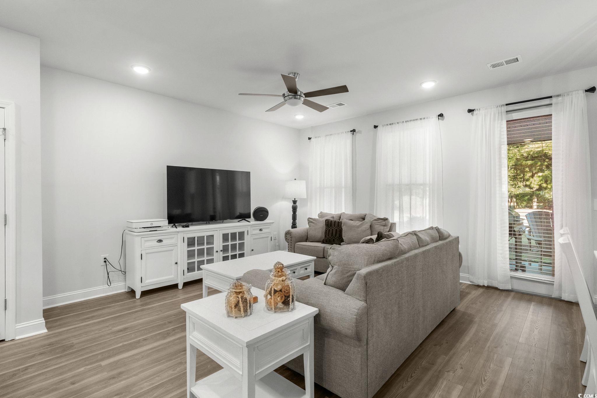 North Myrtle Beach, South Carolina, 29582, United States, 4 Bedrooms Bedrooms, ,4 BathroomsBathrooms,Residential,For Sale,1969282