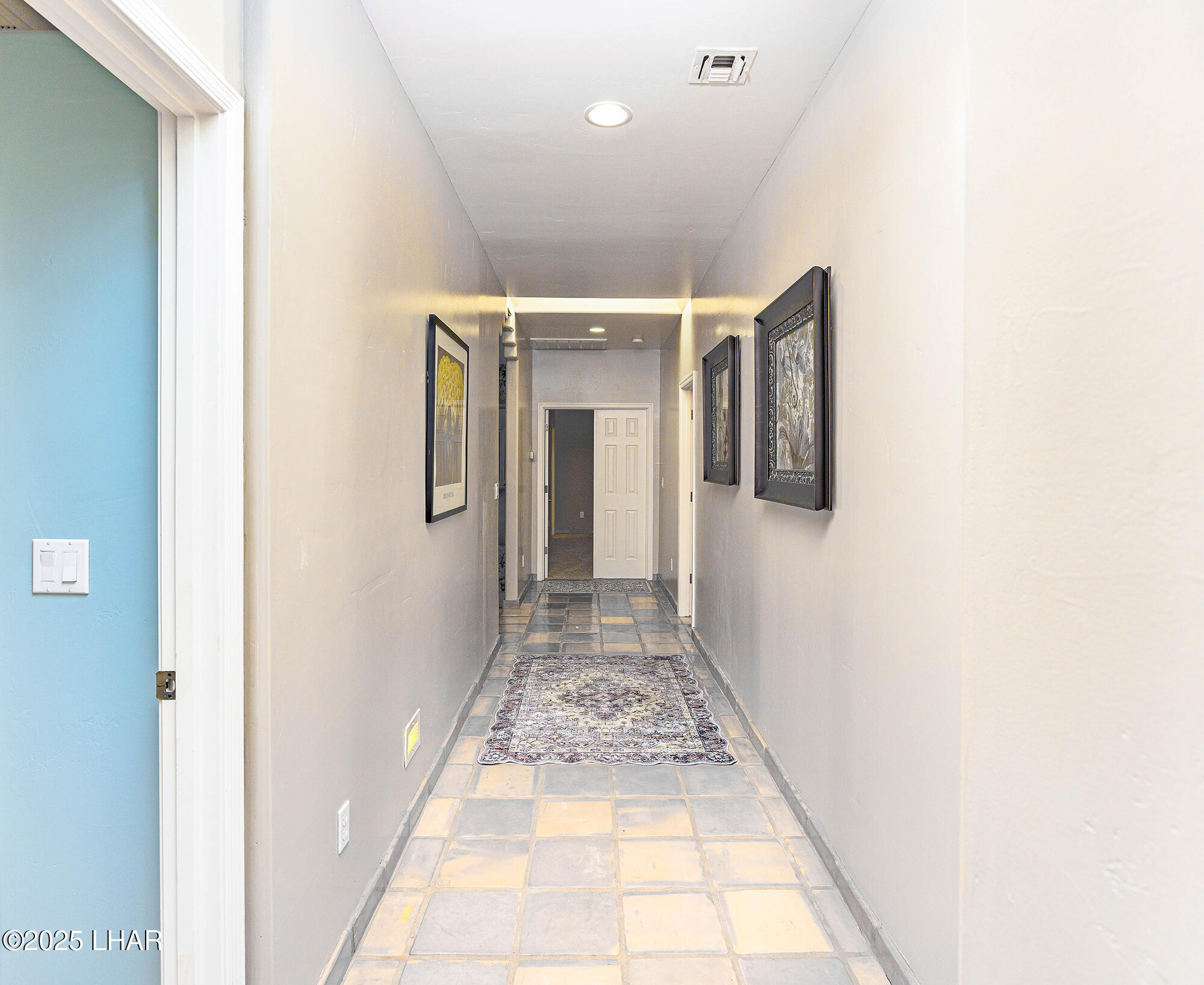 Lake Havasu City, Arizona, 86406, United States, 5 Bedrooms Bedrooms, ,3 BathroomsBathrooms,Residential,For Sale,1996890