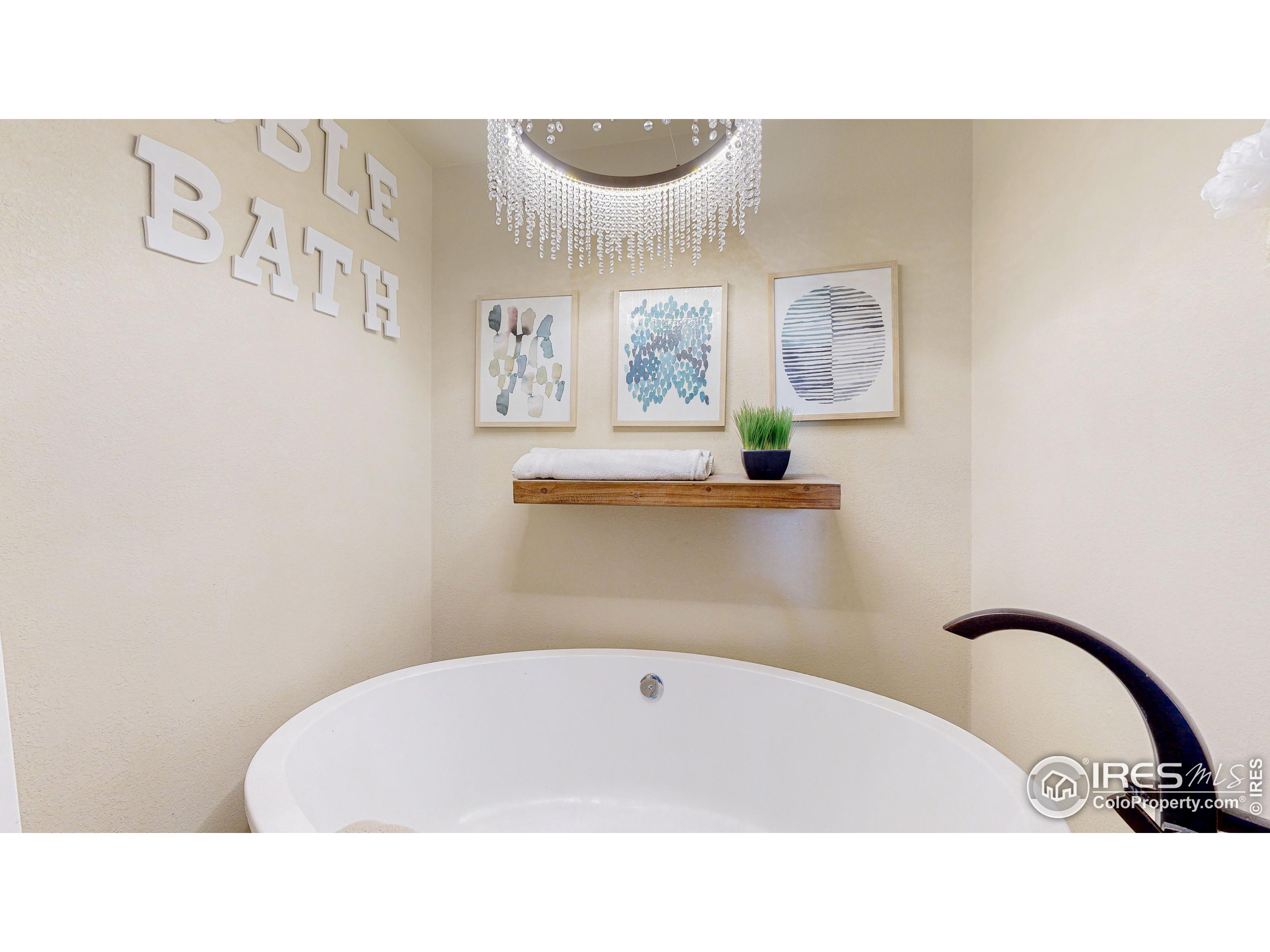 Greeley, Colorado, 80634, United States, 6 Bedrooms Bedrooms, ,3 BathroomsBathrooms,Residential,For Sale,1805378