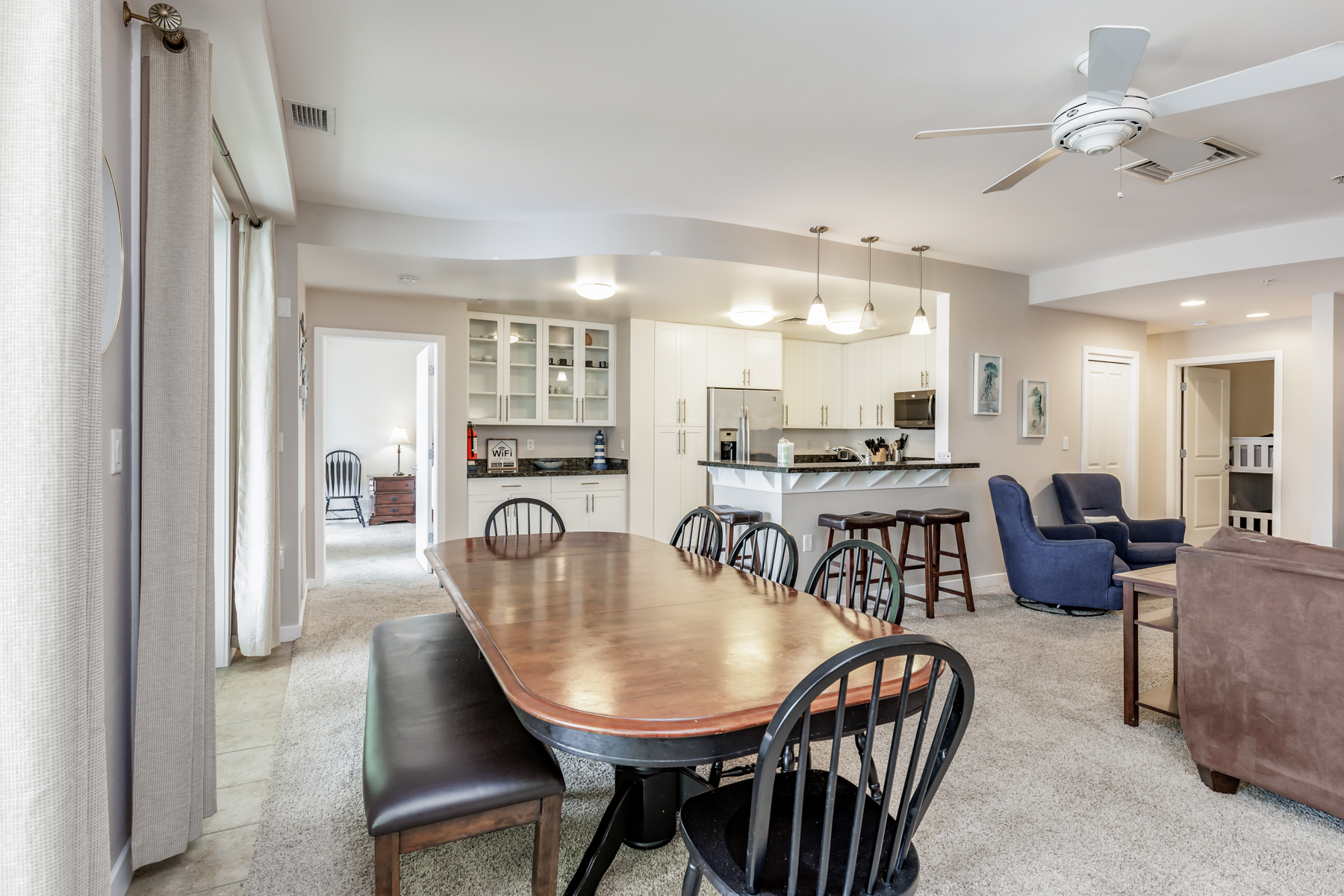  3738 Sandpiper Road, Virginia Beach, VA, 23456 - 物件實景
