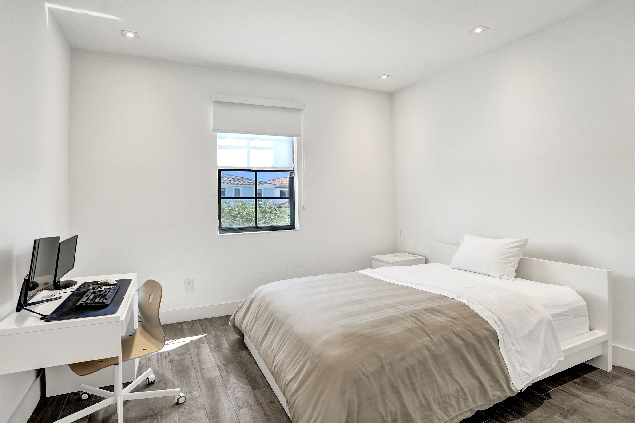  606 NE 191st Ter, Miami, FL, 33179 - 物件實景