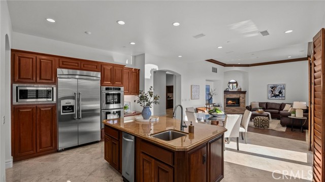 Silverado, California, 92676, United States, 6 Bedrooms Bedrooms, ,7 BathroomsBathrooms,Residential,For Sale,2034408