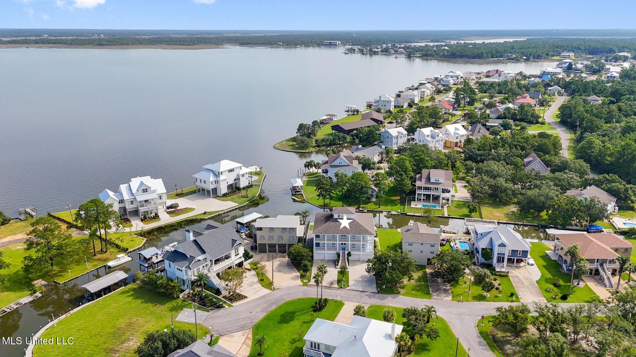 Pass Christian, Mississippi, 39571, United States, 5 Bedrooms Bedrooms, ,7 BathroomsBathrooms,Residential,For Sale,1989157