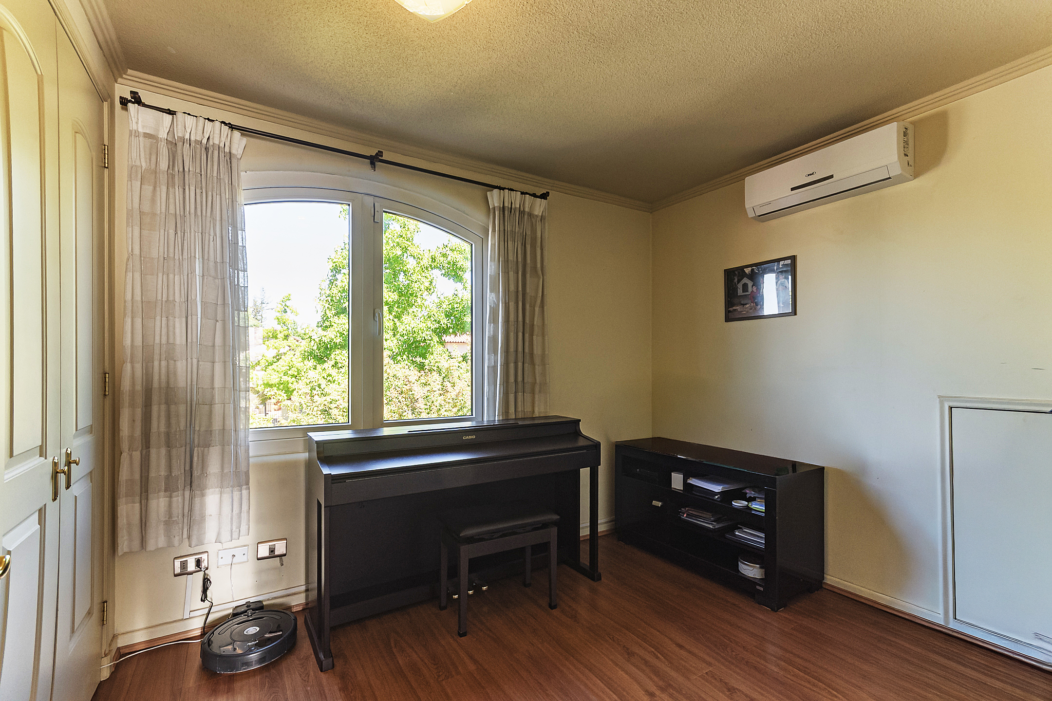  House for sale in La Dehesa with 5 bedrooms plus service quarters. - 物件實景