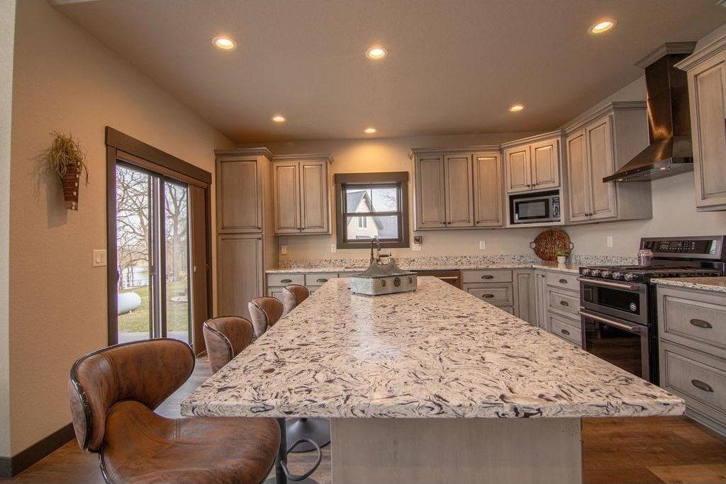 Alexandria, Minnesota, 56308, United States, 4 Bedrooms Bedrooms, ,4 BathroomsBathrooms,Residential,For Sale,2039906