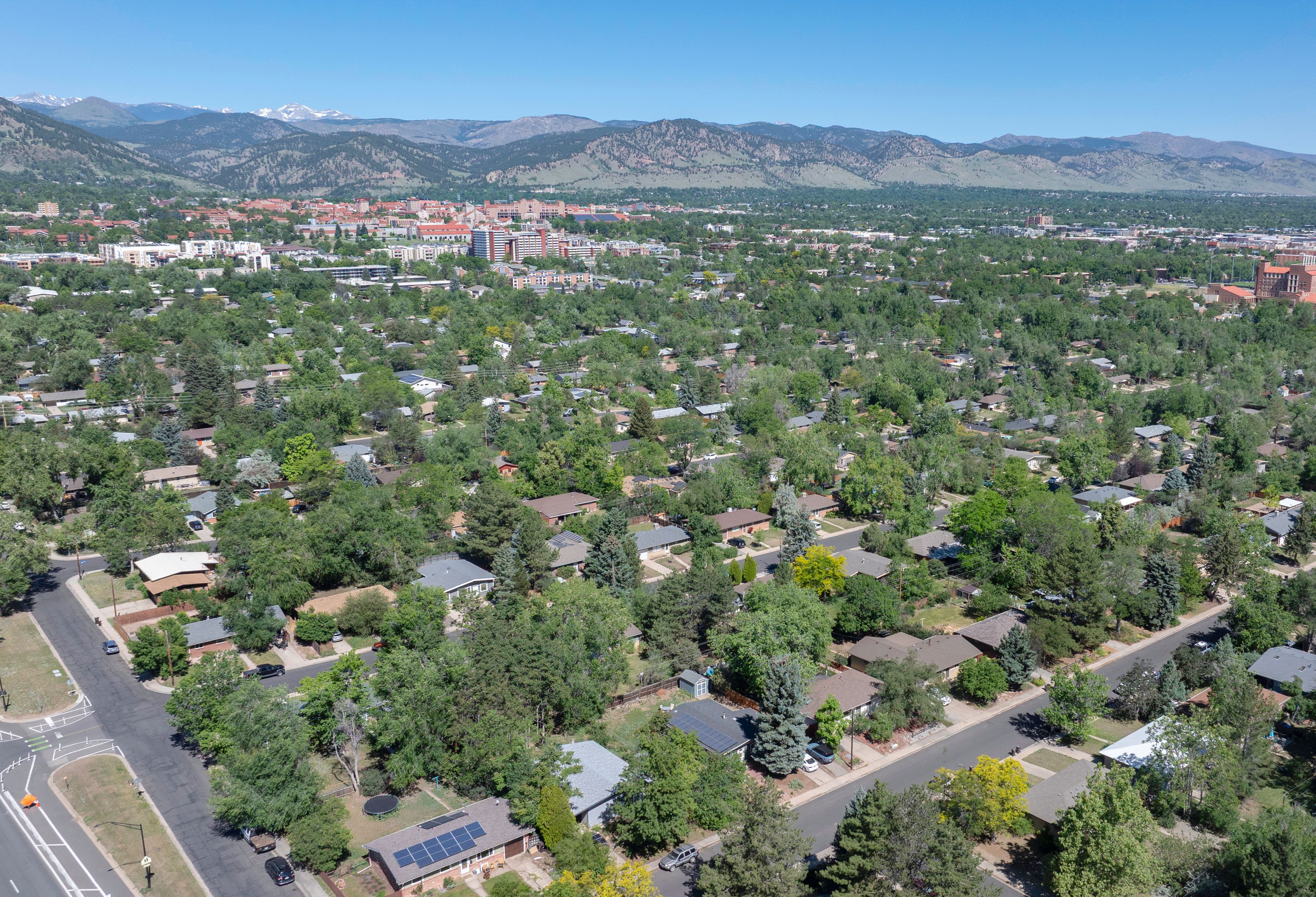  Charming Ranch-Style Home in Boulder