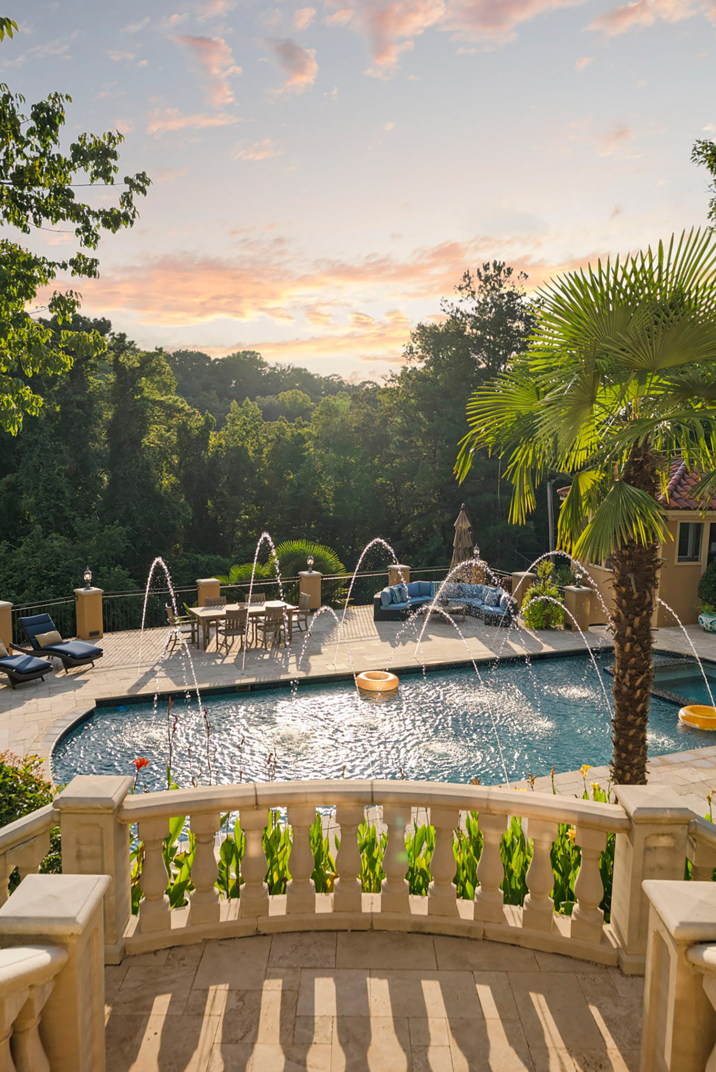  Remarkable Spanish-style Estate on 3.8+/- Private Acres - 物件實景