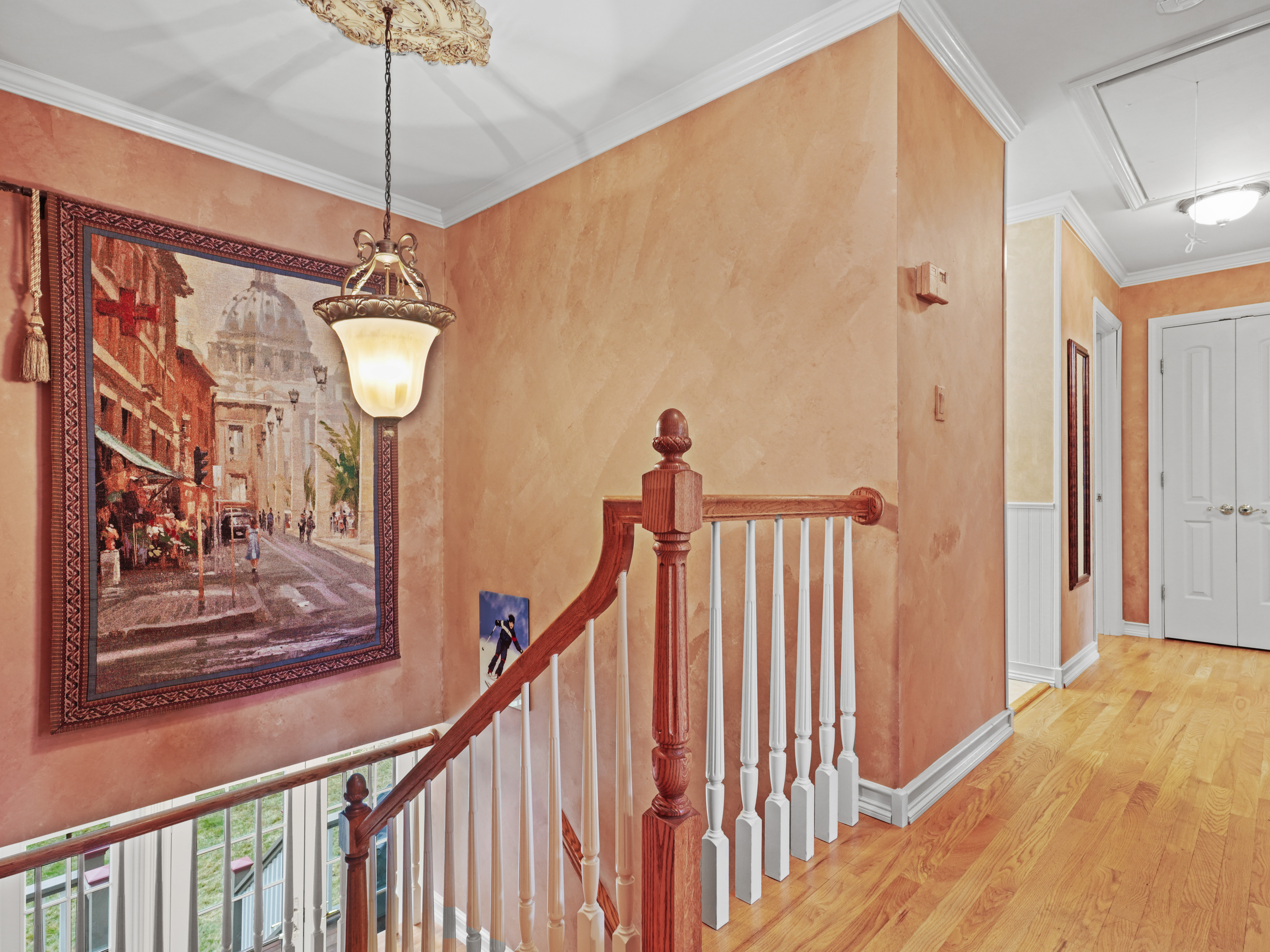  Stunning Custom Colonial - 物件實景