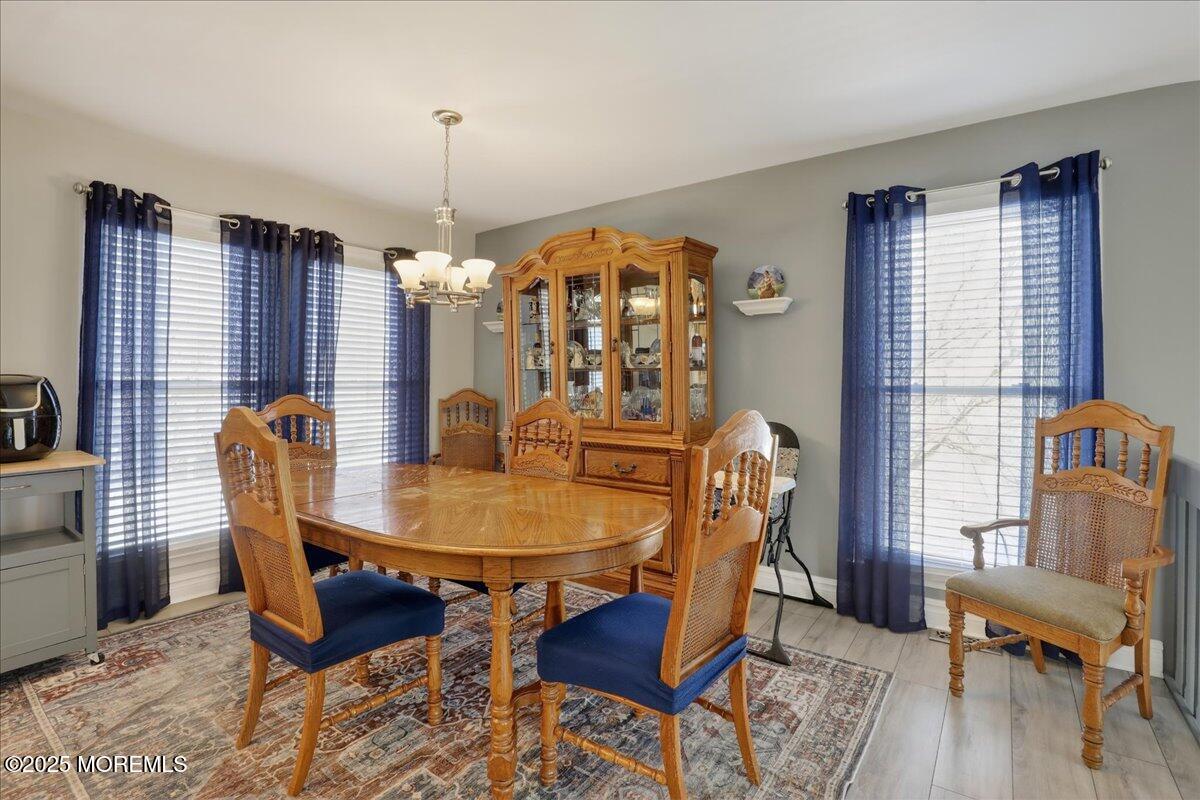 Howell, New Jersey, 07731, United States, 4 Bedrooms Bedrooms, ,3 BathroomsBathrooms,Residential,For Sale,2005606
