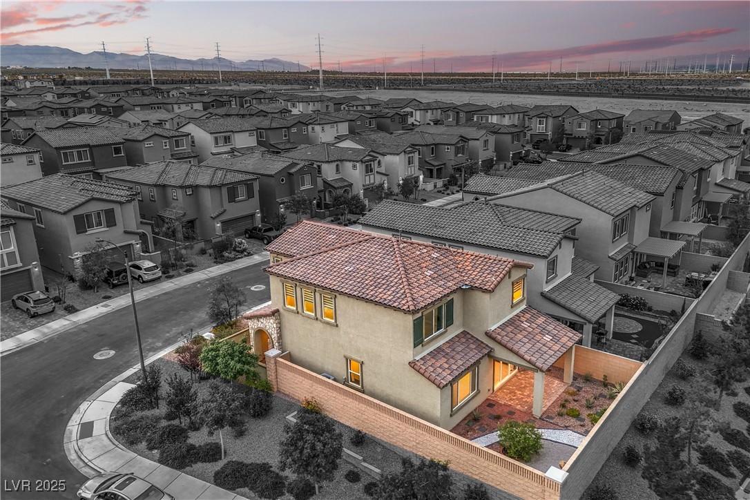 Las Vegas, Nevada, 89166, United States, 3 Bedrooms Bedrooms, ,3 BathroomsBathrooms,Residential,For Sale,1966892