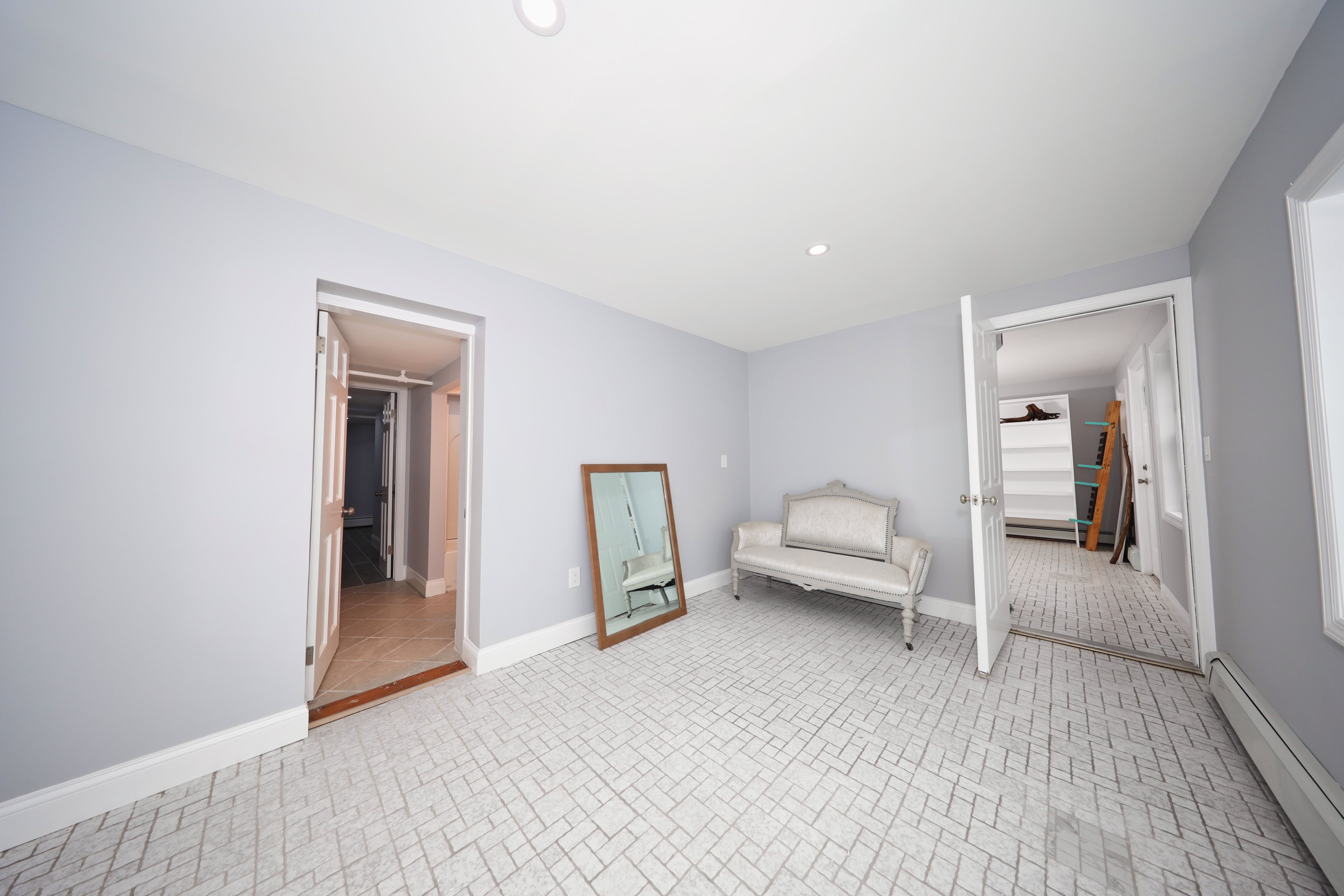 Bridgeport, Connecticut, 06606, United States, 5 Bedrooms Bedrooms, ,3 BathroomsBathrooms,Residential,For Sale,1930602
