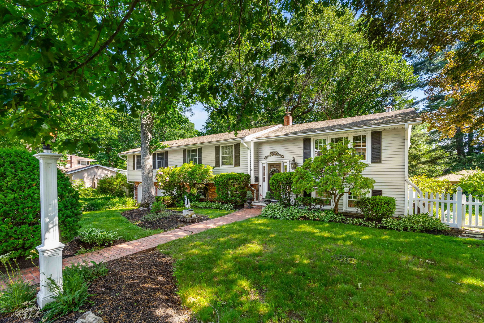  12 Catherine Dr, Peabody, MA, 01960 - 物件實景
