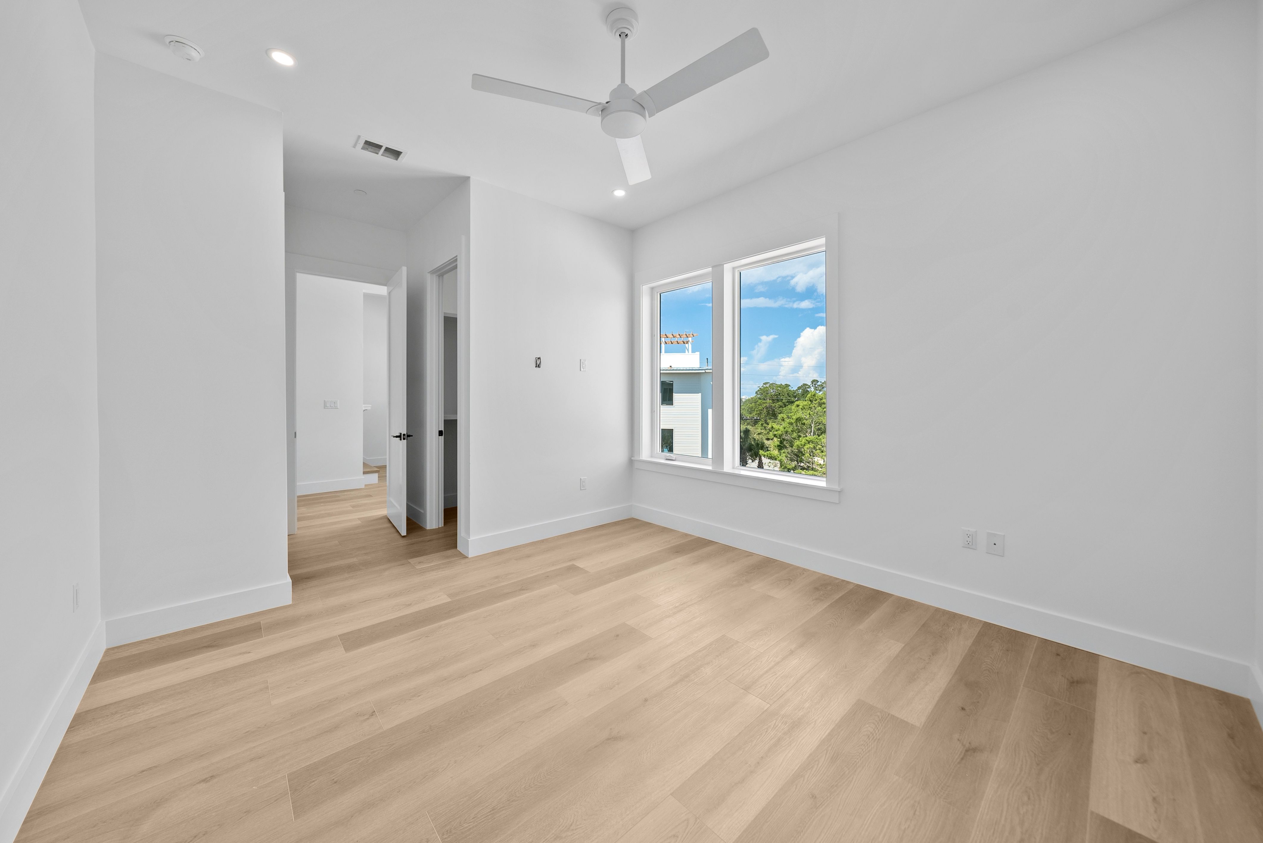  Luxury Townhome Portfolio with Rooftop Retreat Near Draper Lake and Beach Access - 物件實景