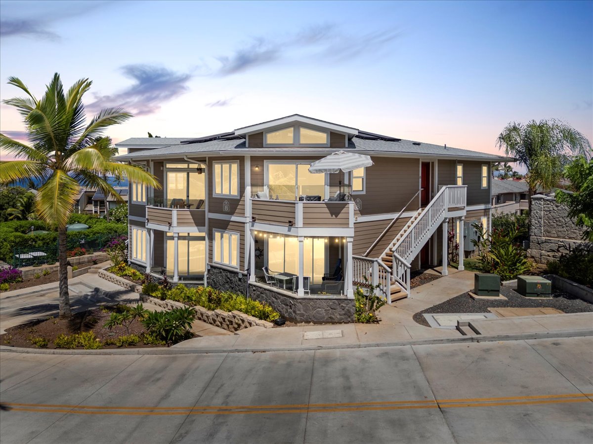 Kihei, Hawaii, 96753, United States, 2 Bedrooms Bedrooms, ,2 BathroomsBathrooms,Residential,For Sale,1977568