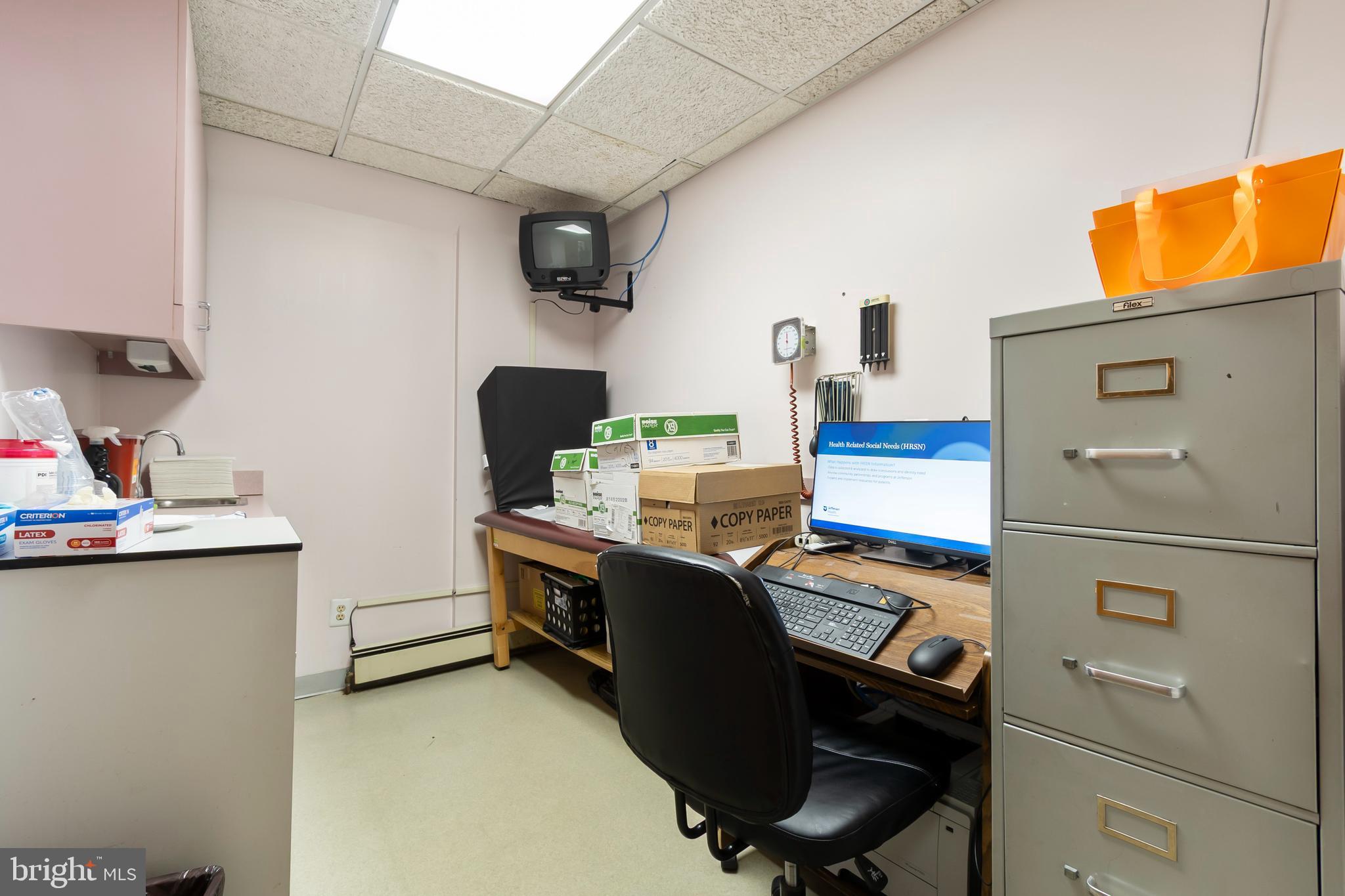 PHILADELPHIA, Pennsylvania, 19148, United States, 6 Bedrooms Bedrooms, ,Residential,For Sale,1990200