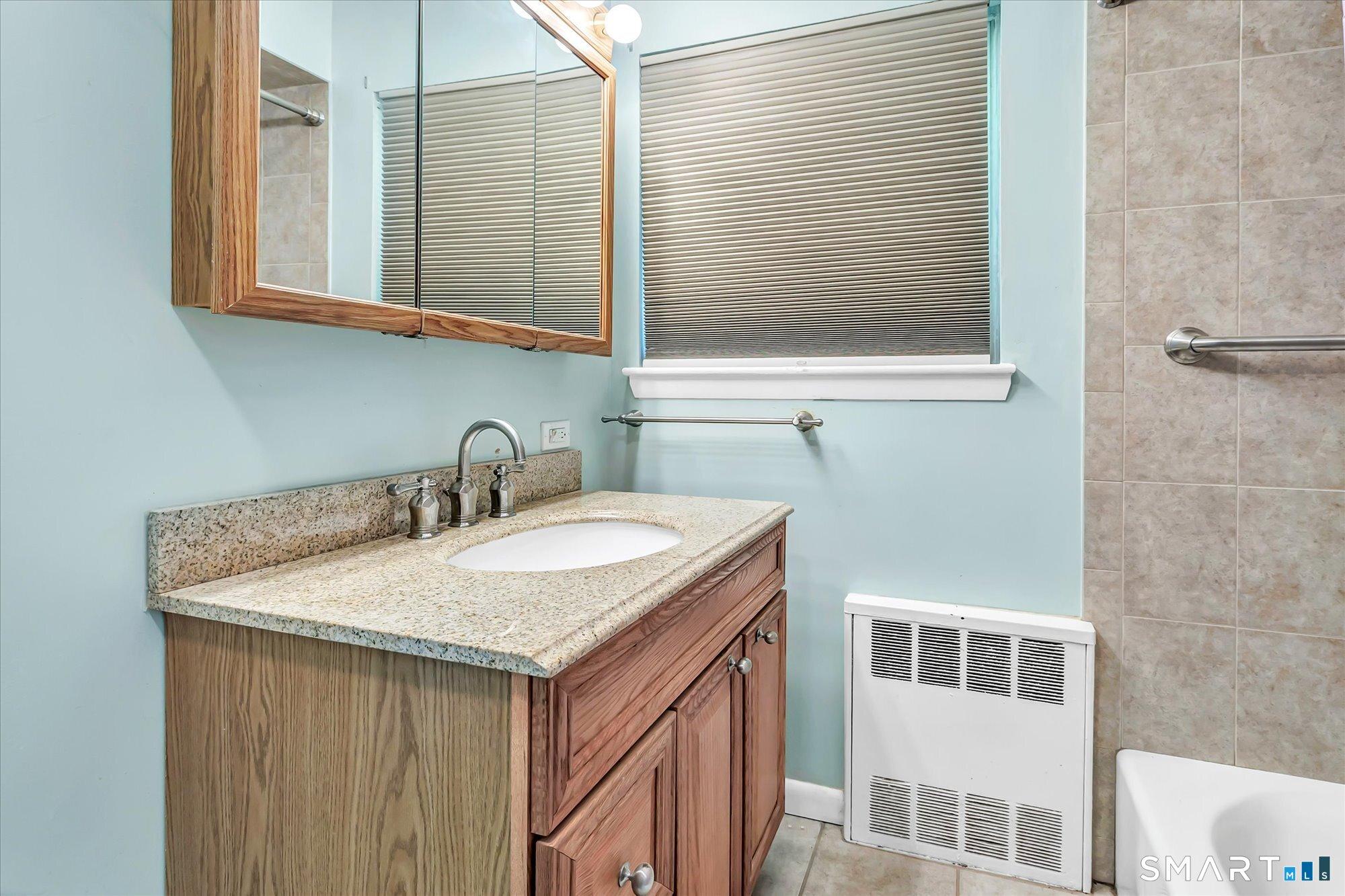 Trumbull, Connecticut, 06611, United States, 3 Bedrooms Bedrooms, ,2 BathroomsBathrooms,Residential,For Sale,2048685