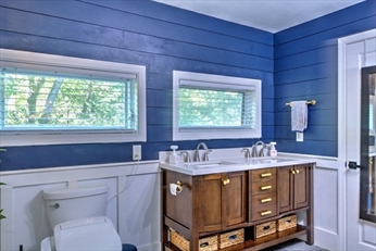 Westford, Massachusetts, 01886, United States, 4 Bedrooms Bedrooms, ,3 BathroomsBathrooms,Residential,For Sale,1980422