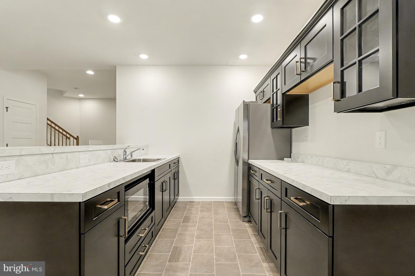 York, Pennsylvania, 17403, United States, 5 Bedrooms Bedrooms, ,6 BathroomsBathrooms,Residential,For Sale,2003251