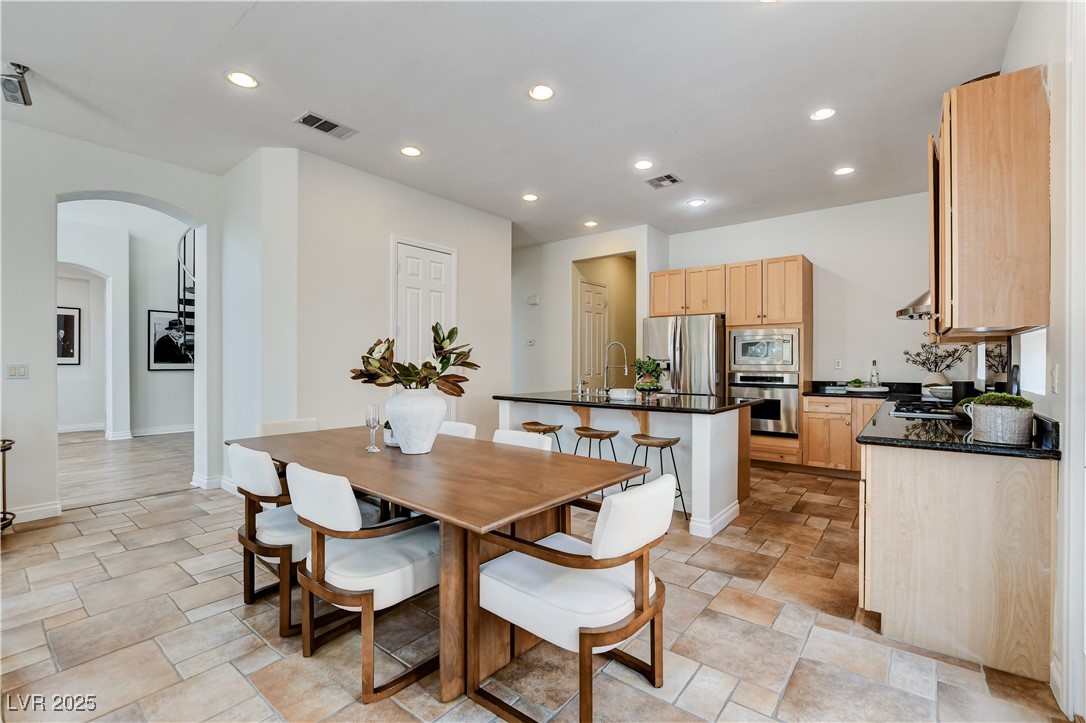 Henderson, Nevada, 89052, United States, 5 Bedrooms Bedrooms, ,4 BathroomsBathrooms,Residential,For Sale,1989374