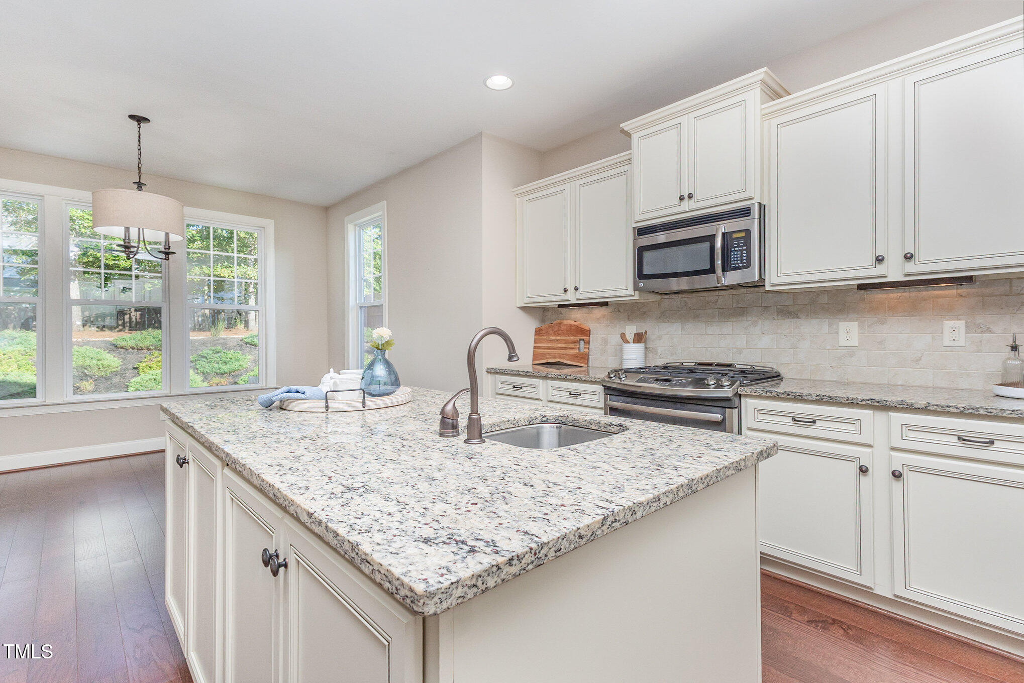 Apex, North Carolina, 27539, United States, 4 Bedrooms Bedrooms, ,4 BathroomsBathrooms,Residential,For Sale,1924371