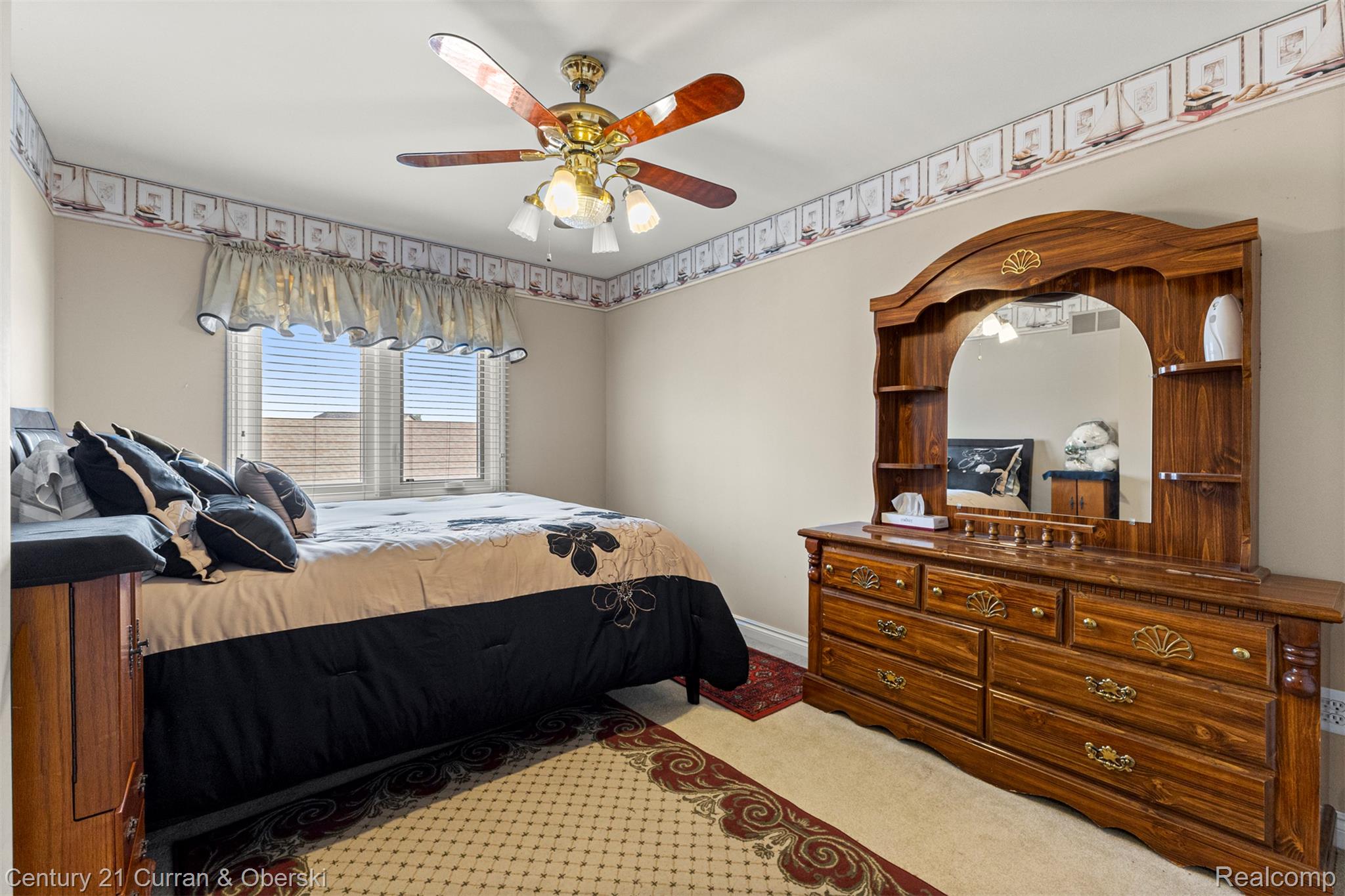 Clinton Charter Township, Michigan, 48038, United States, 4 Bedrooms Bedrooms, ,4 BathroomsBathrooms,Residential,For Sale,1979436