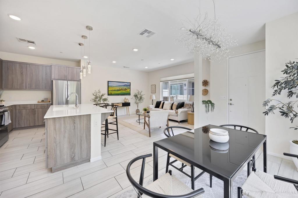 Fallbrook, California, 92028, United States, 4 Bedrooms Bedrooms, ,3 BathroomsBathrooms,Residential,For Sale,1915876