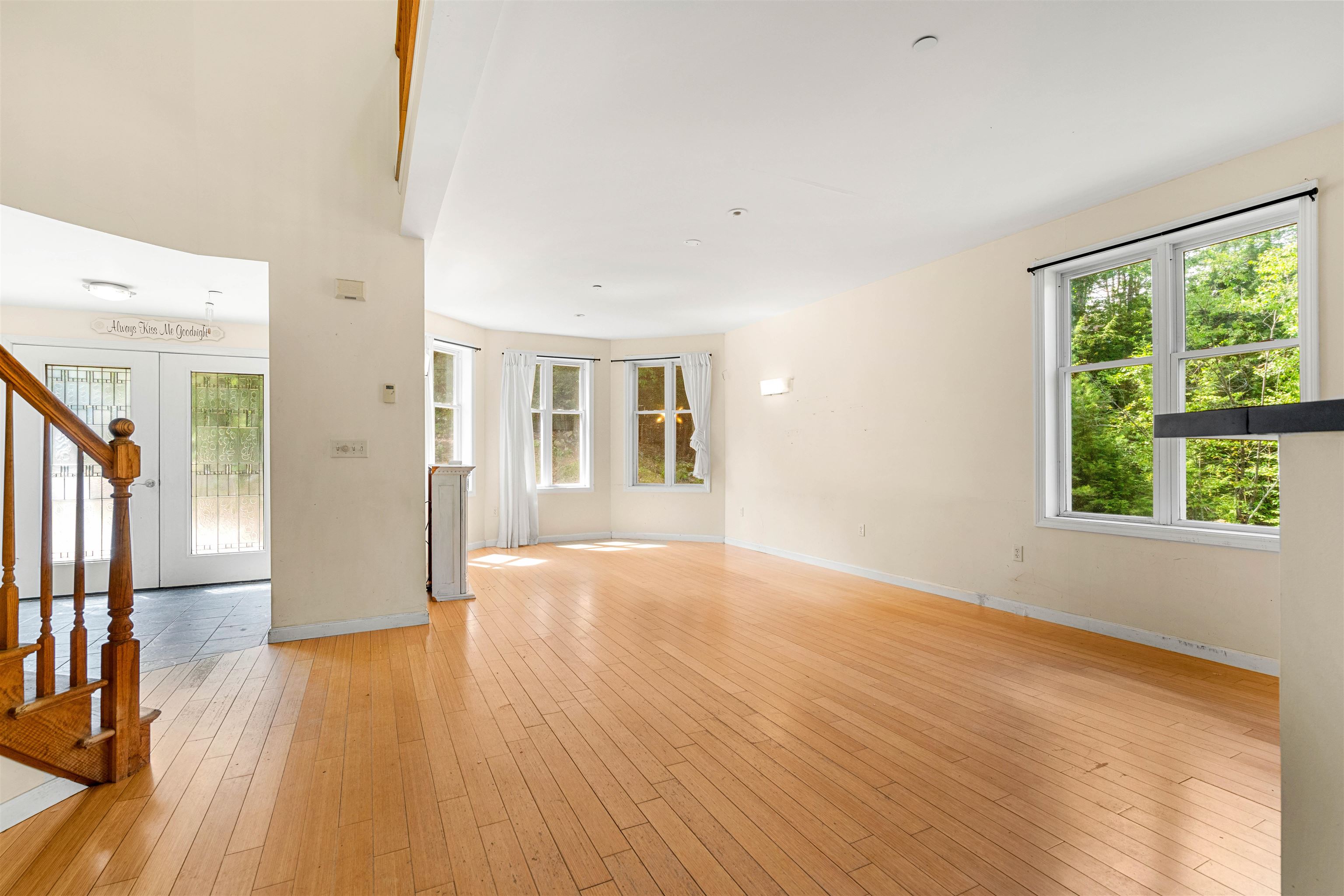Dunbarton, New Hampshire, 03046, United States, 4 Bedrooms Bedrooms, ,3 BathroomsBathrooms,Residential,For Sale,1916855