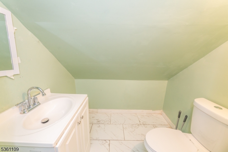 Prospect Park Boro, New Jersey, 07508-1904, United States, 5 Bedrooms Bedrooms, ,3 BathroomsBathrooms,Residential,For Sale,1879687