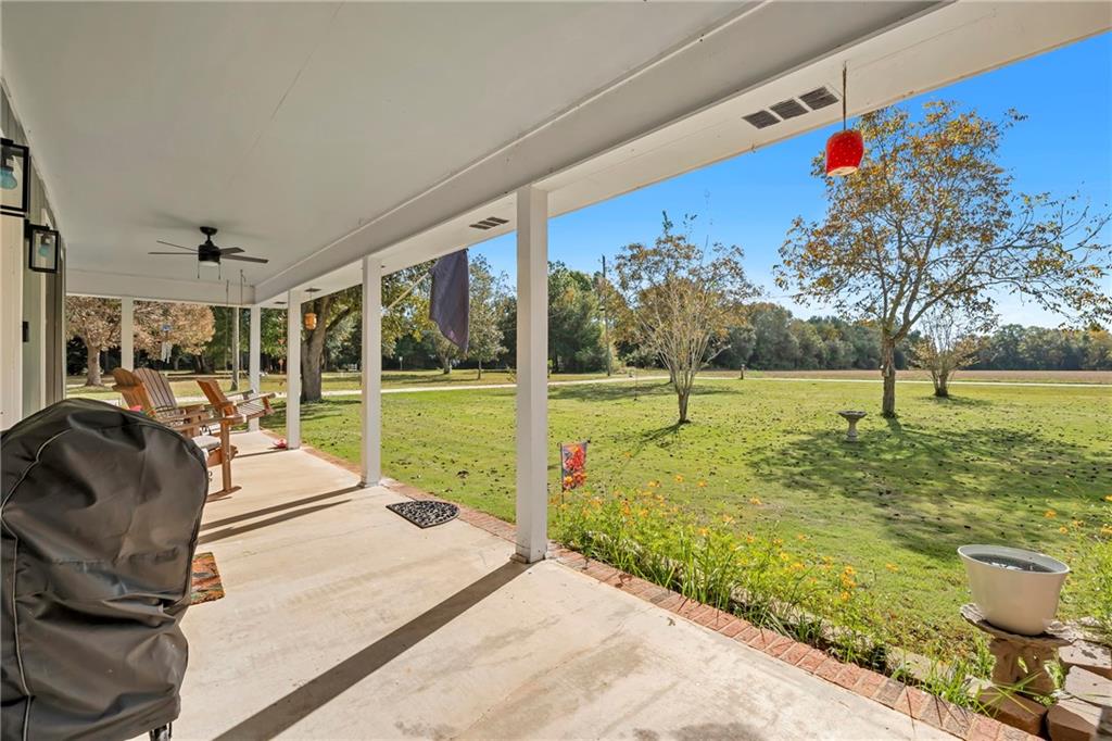 Grand Bay, Alabama, 36541, United States, 5 Bedrooms Bedrooms, ,3 BathroomsBathrooms,Residential,For Sale,2000990